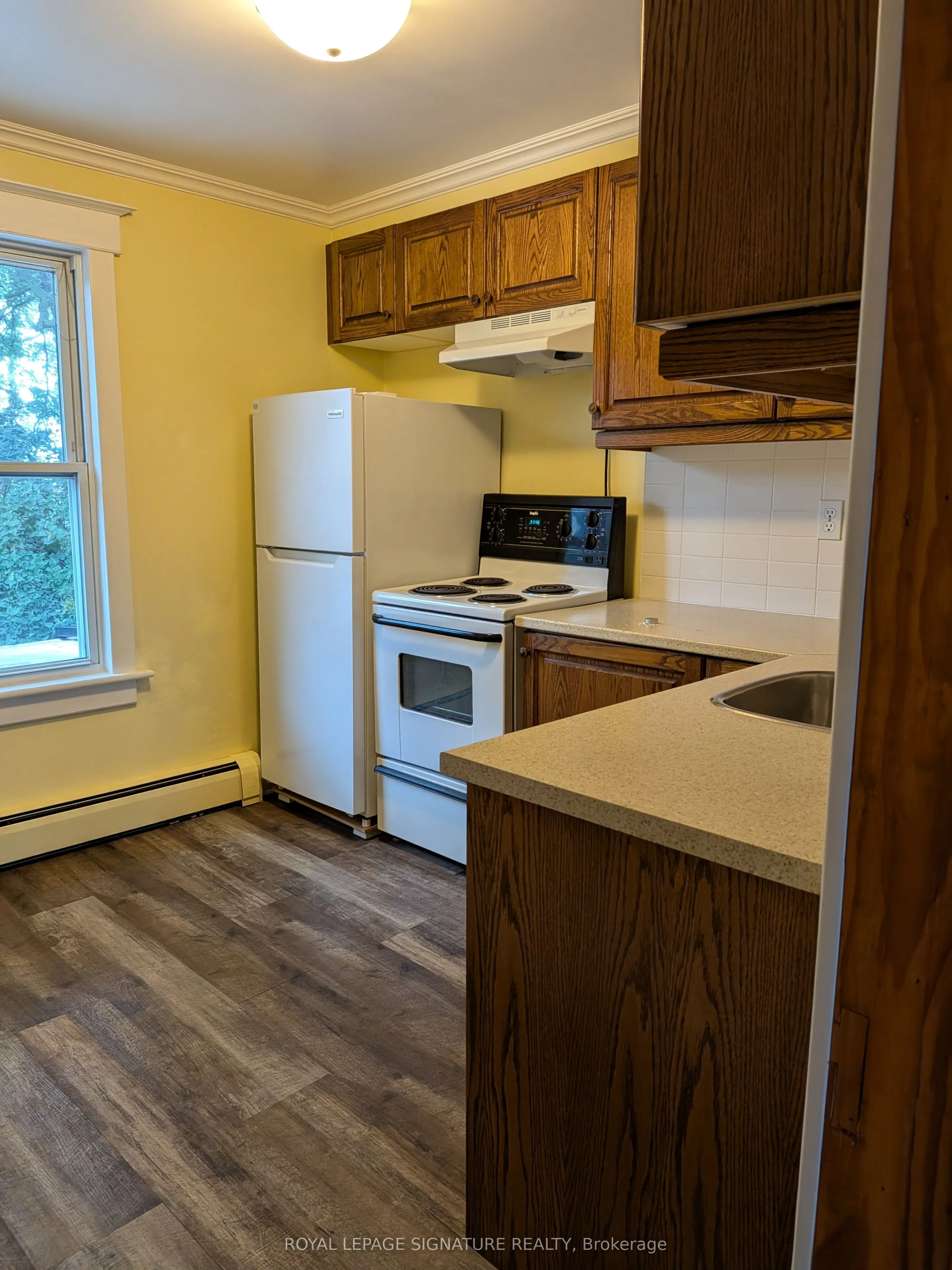 156 Park Row S #2