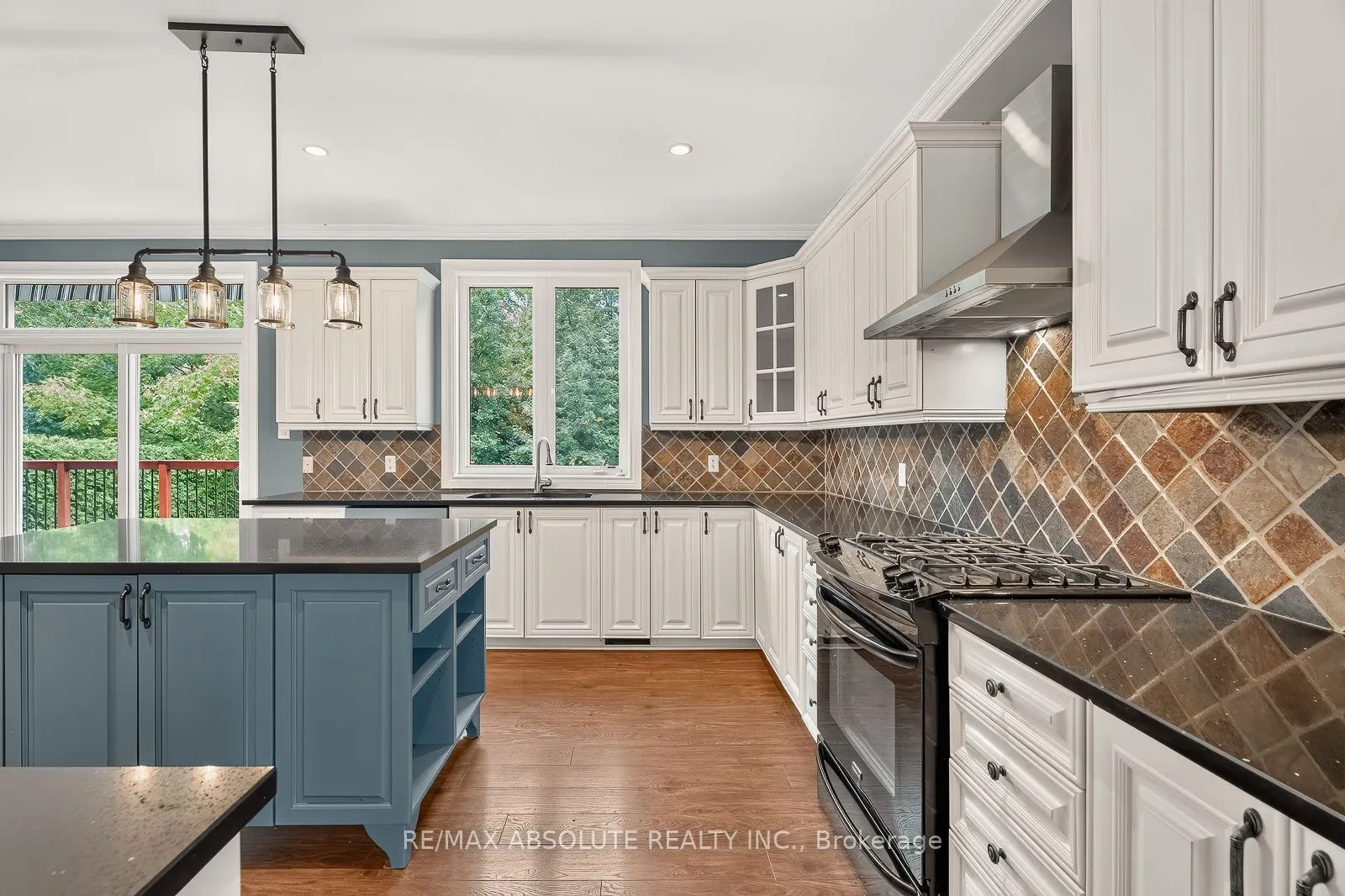 229 Marjan Crescent
