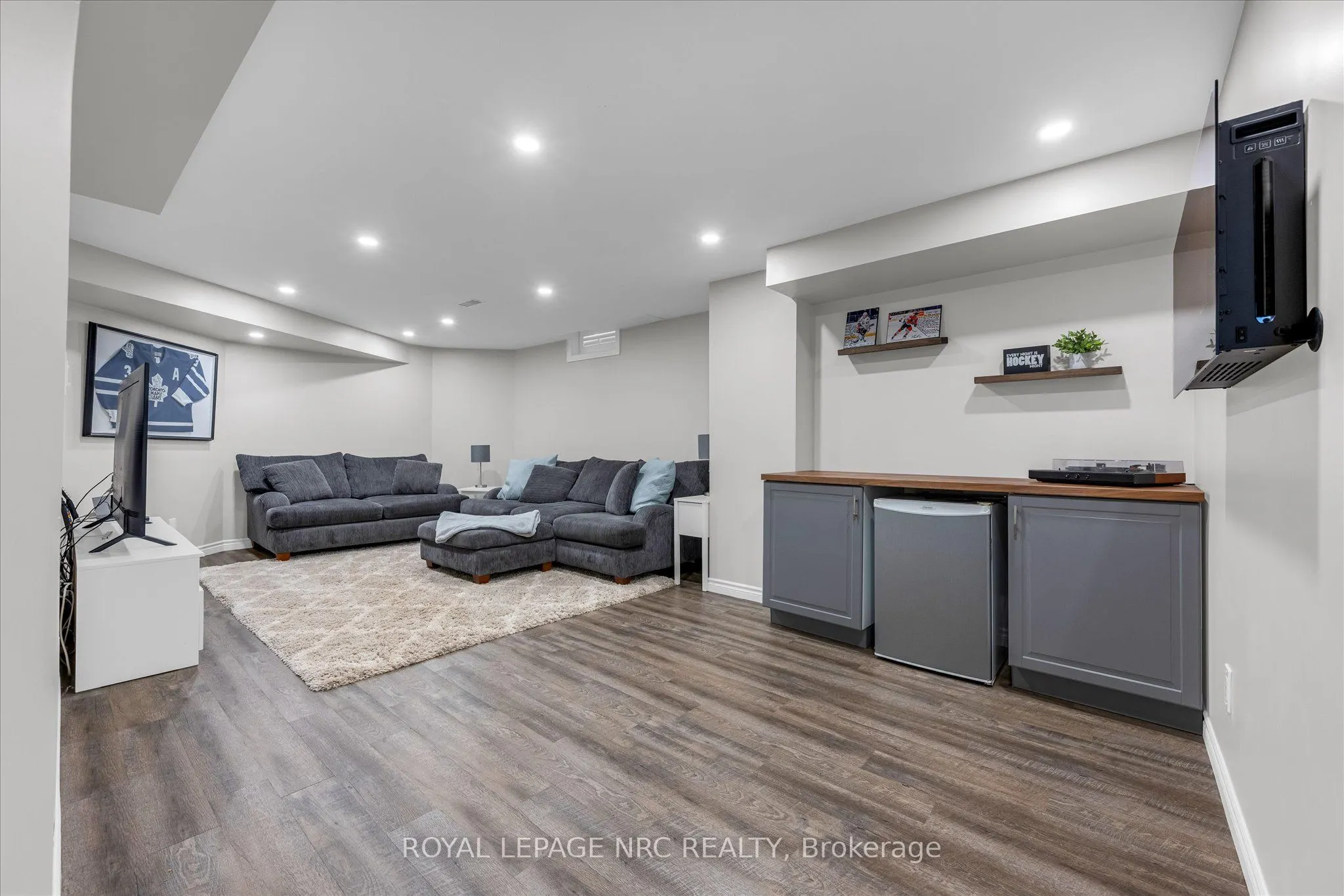 92 Ward Circle