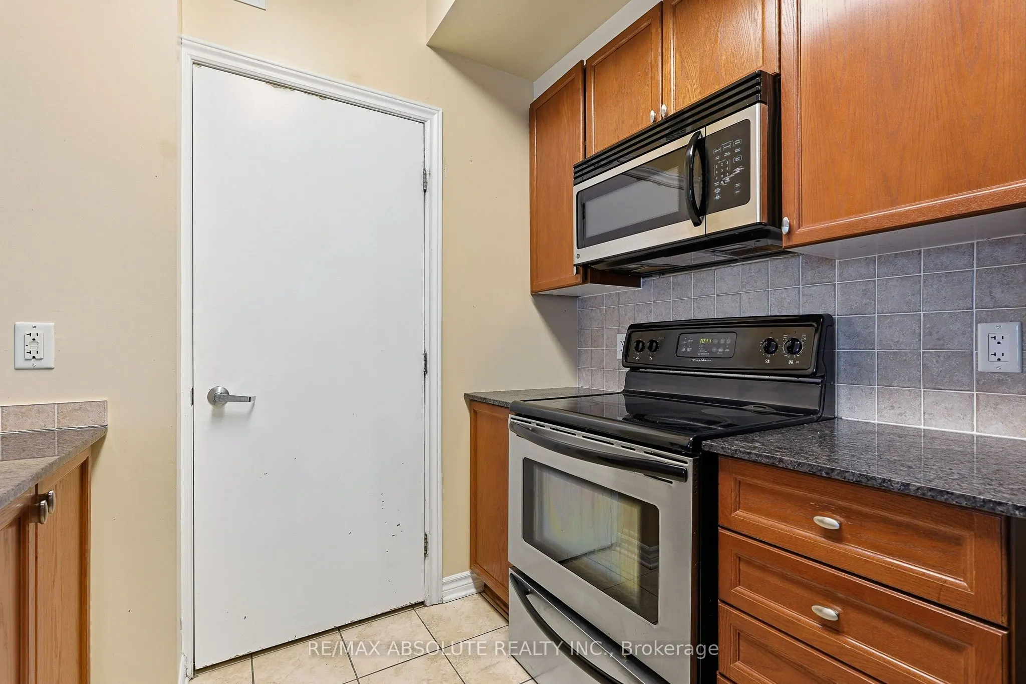 200 Rideau Street #2205