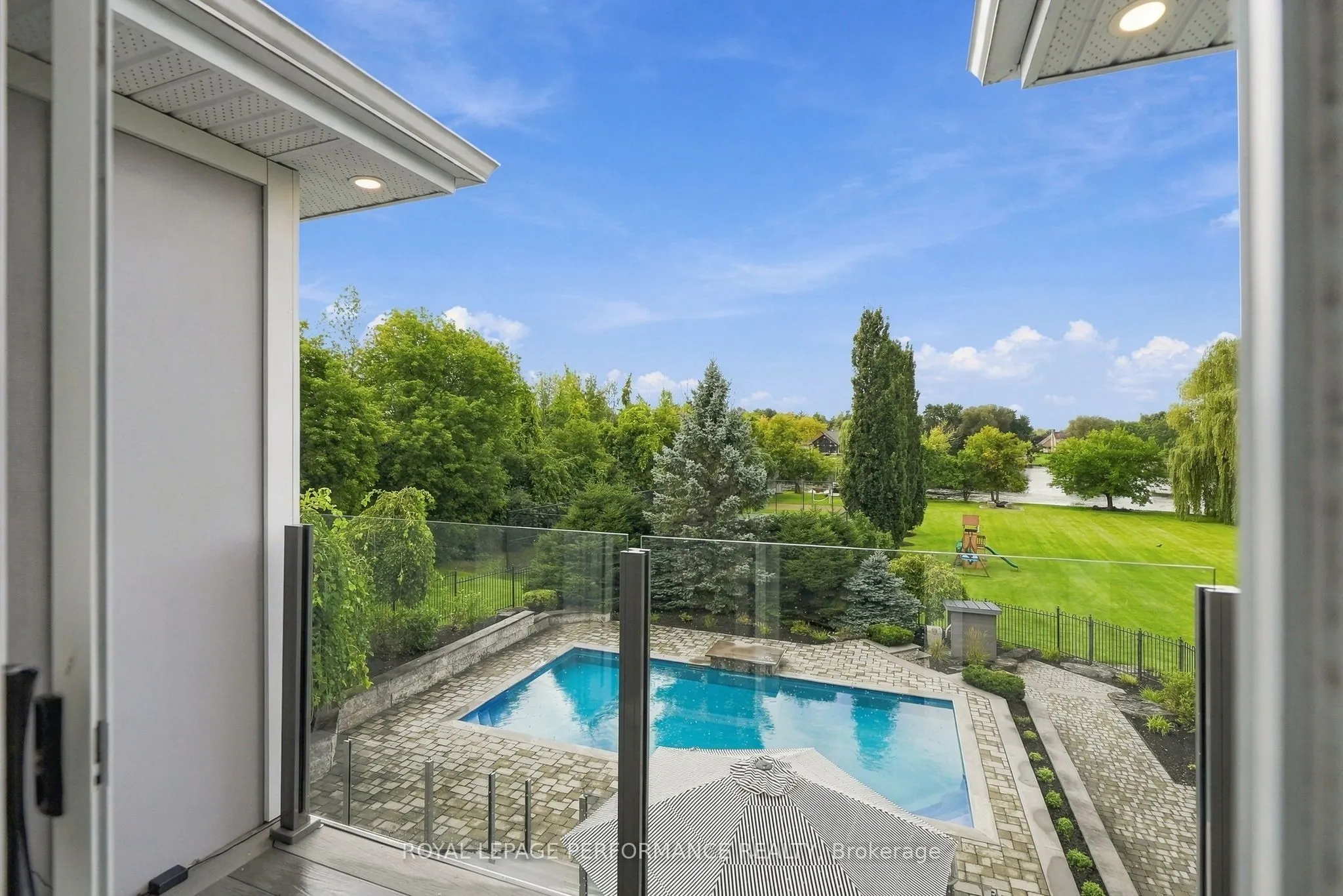 1310 Royal Palm Crescent