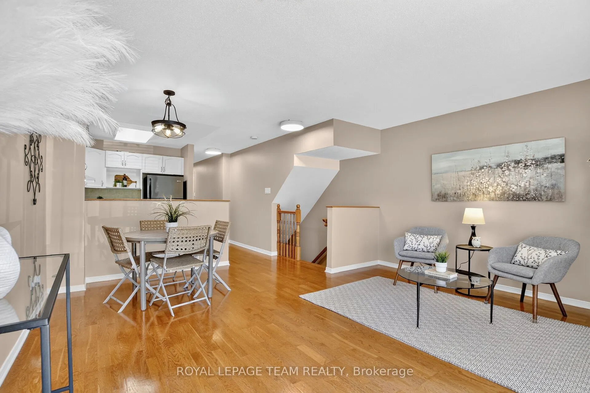 255 Deercroft Avenue #1
