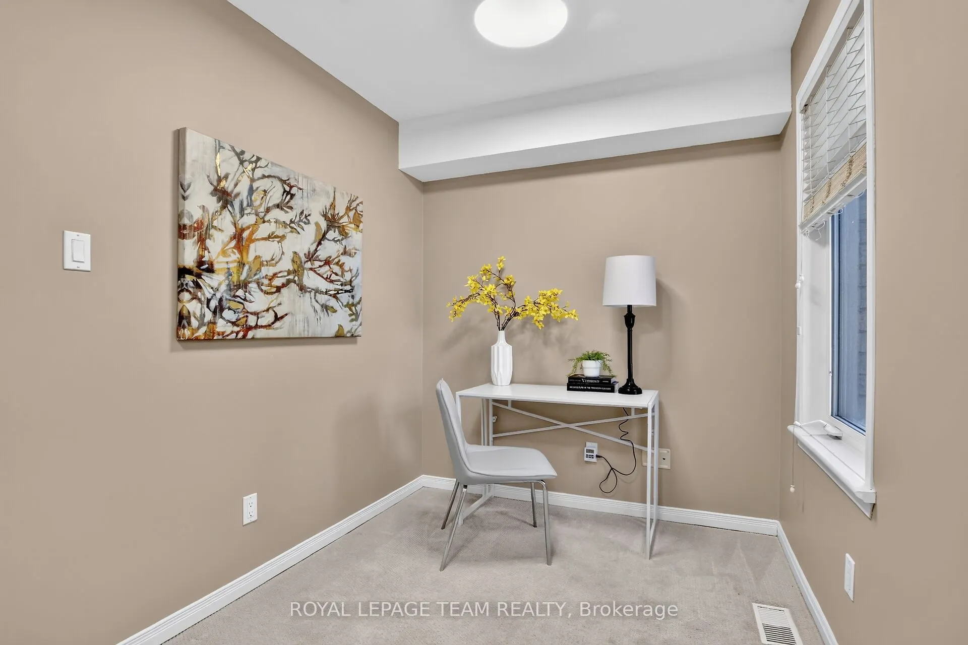 255 Deercroft Avenue #1