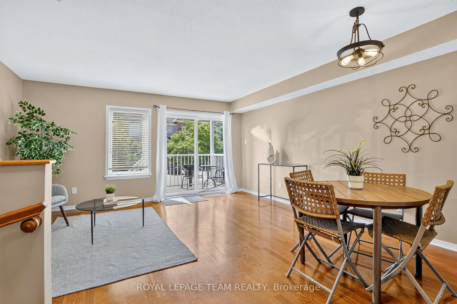 255 Deercroft Avenue #1