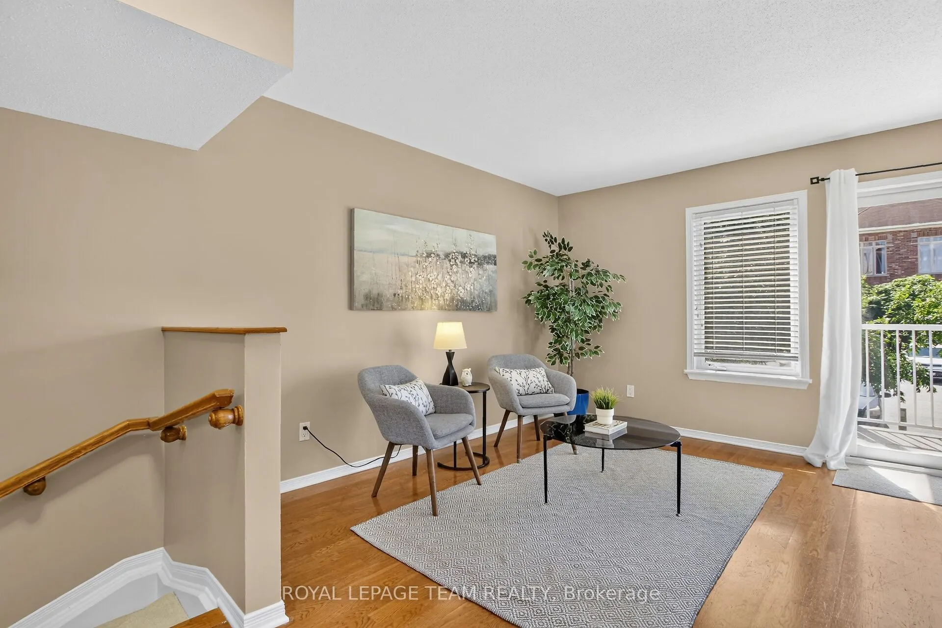 255 Deercroft Avenue #1