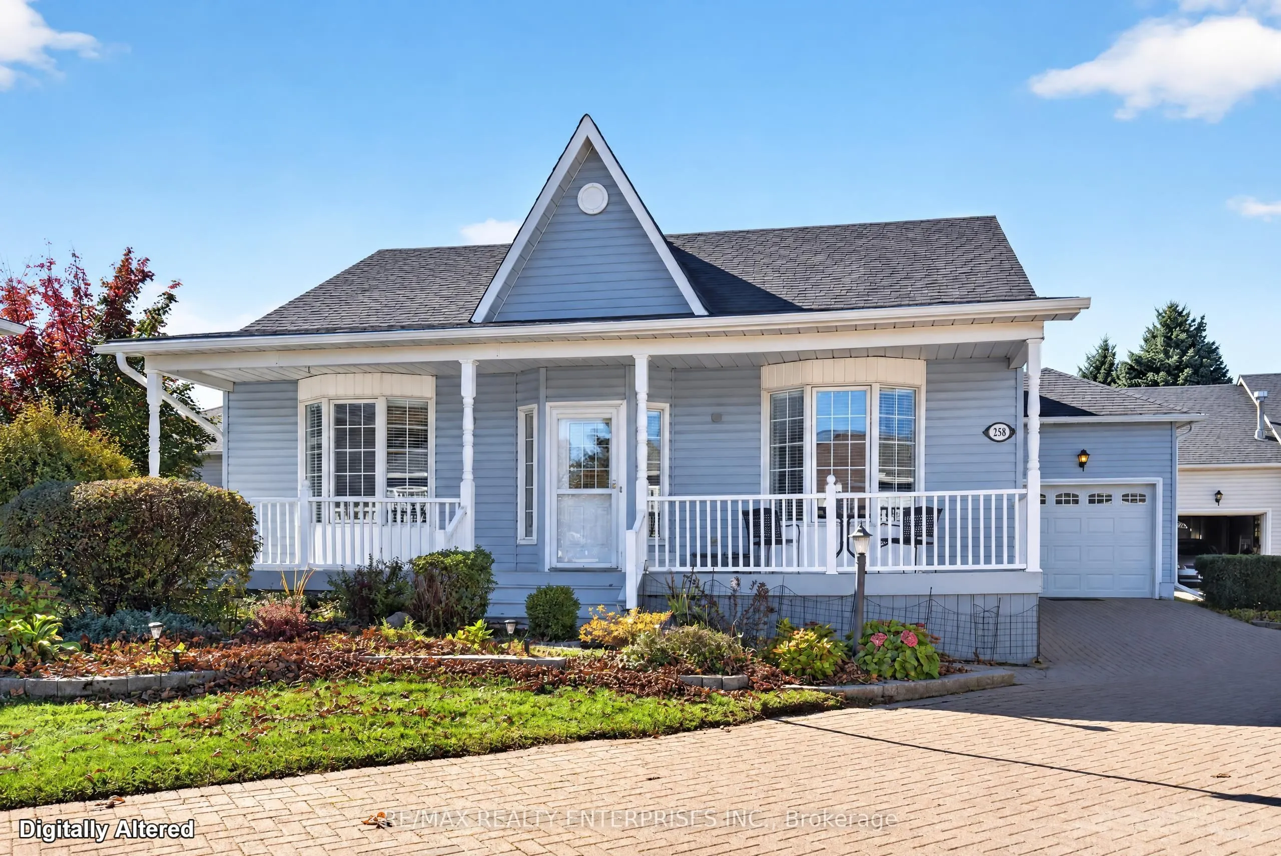 258 Silverbirch Boulevard #23