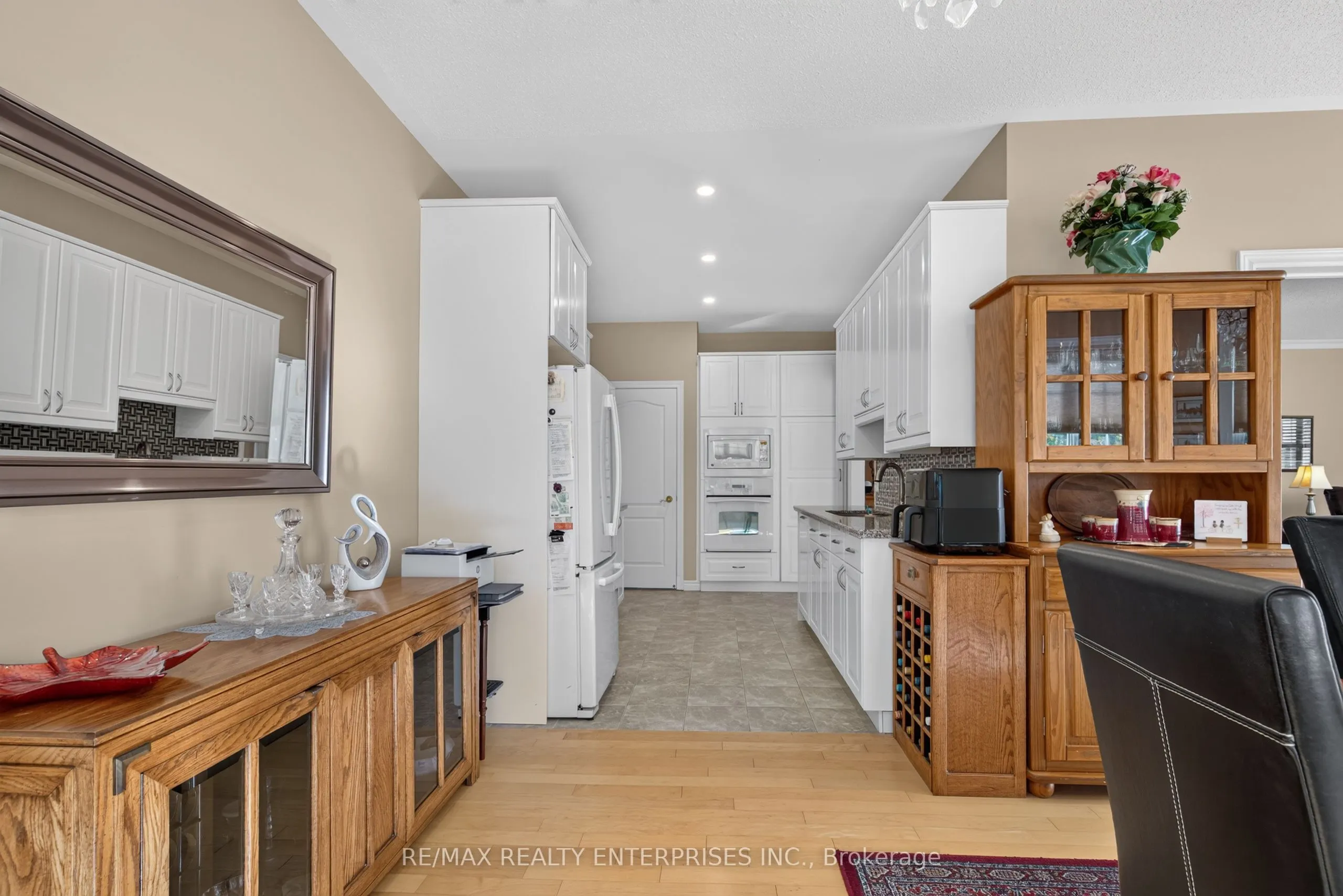 258 Silverbirch Boulevard #23