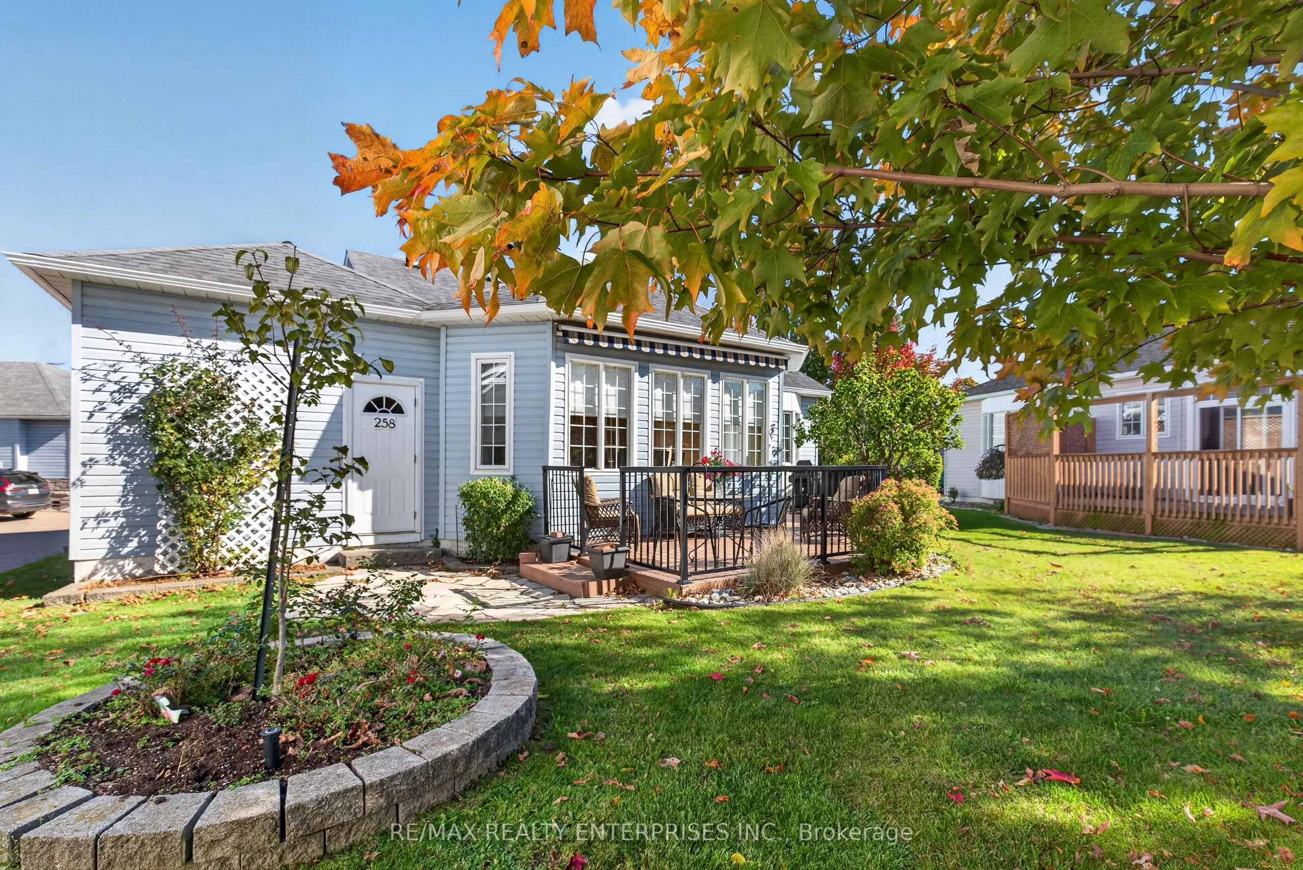 258 Silverbirch Boulevard #23