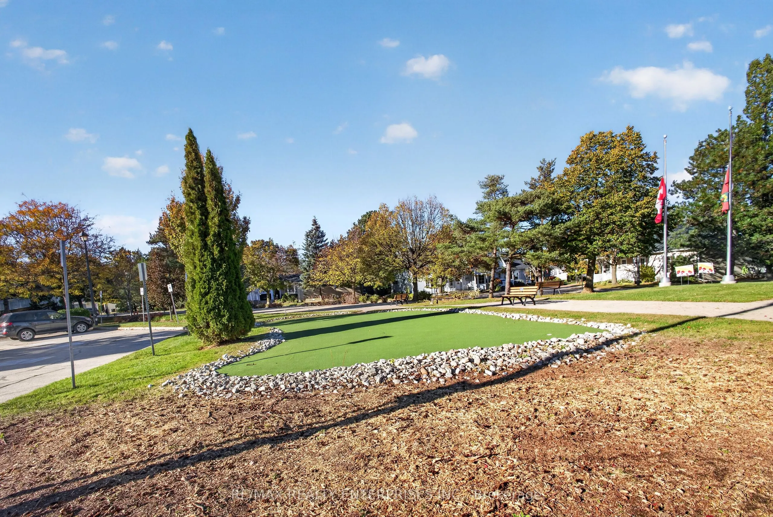 258 Silverbirch Boulevard #23