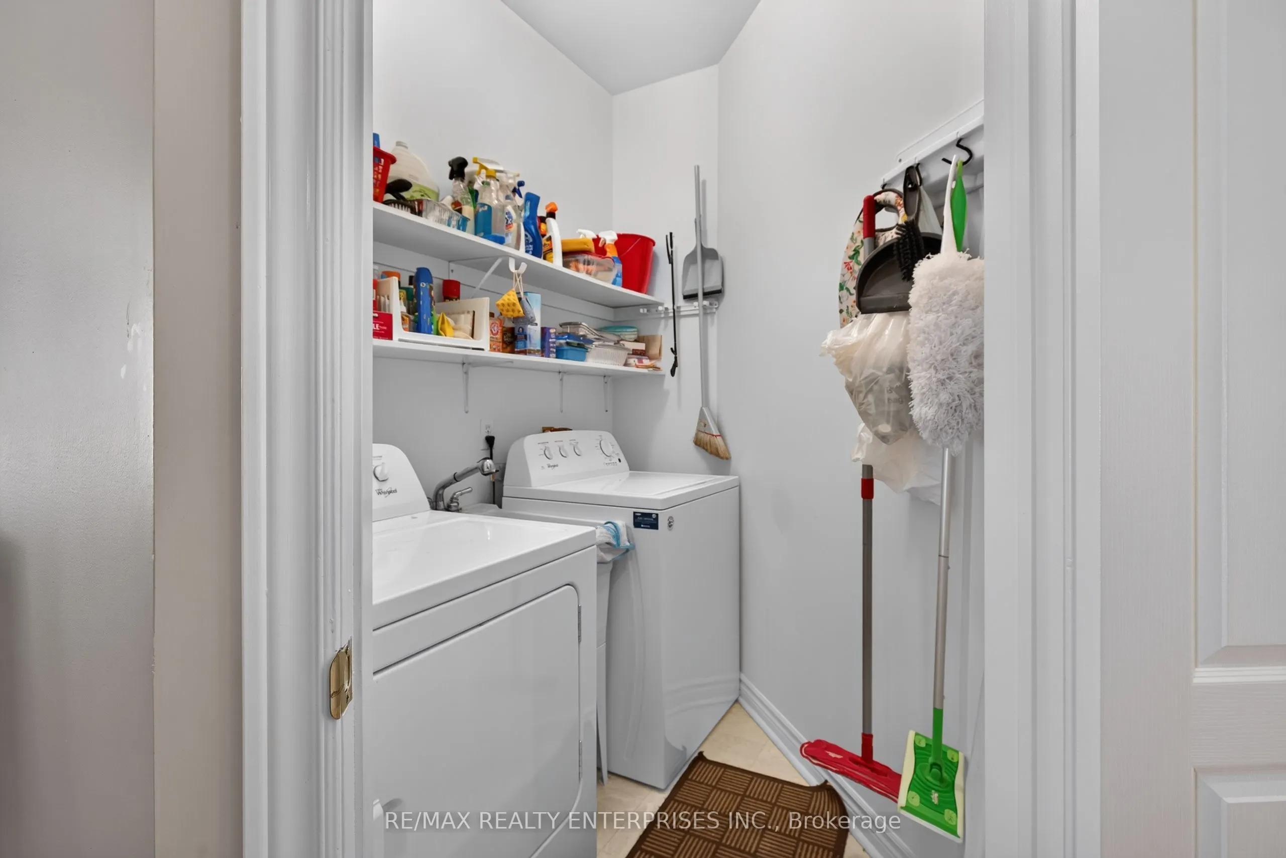258 Silverbirch Boulevard #23