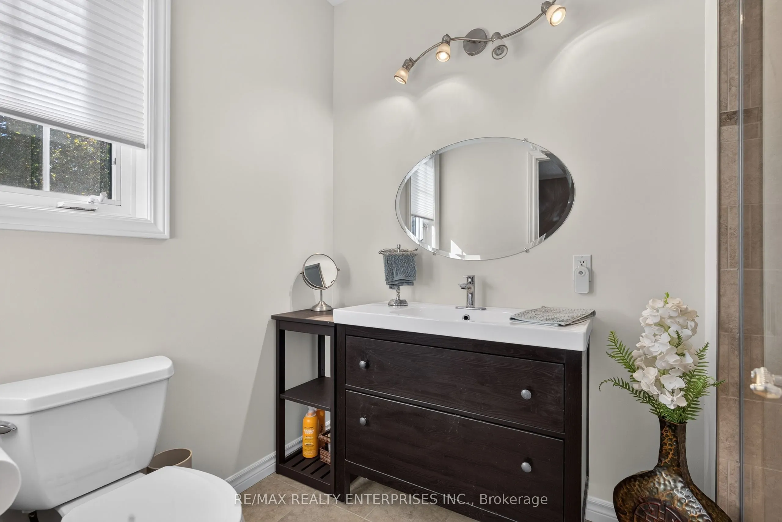 258 Silverbirch Boulevard #23