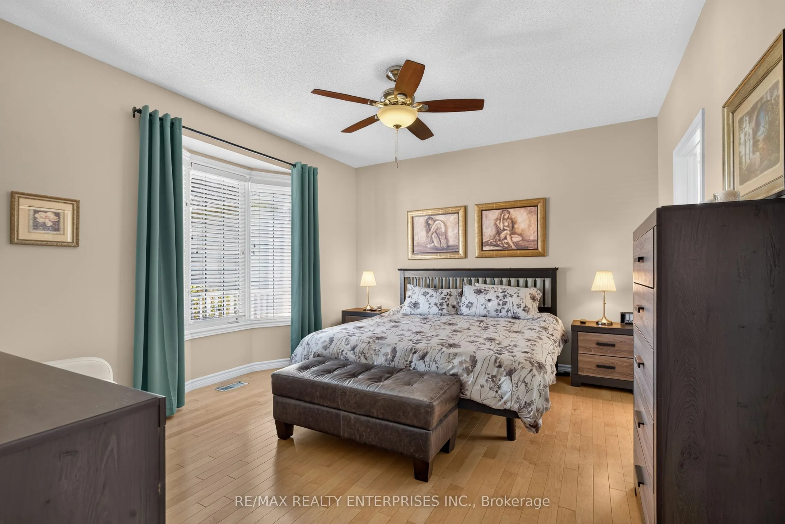 258 Silverbirch Boulevard #23