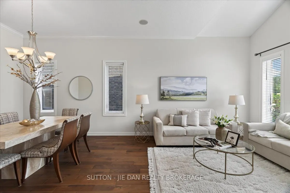 2361 TORREY PINES Way