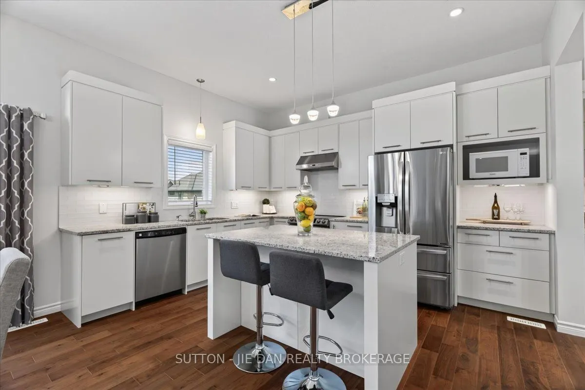 2361 TORREY PINES Way