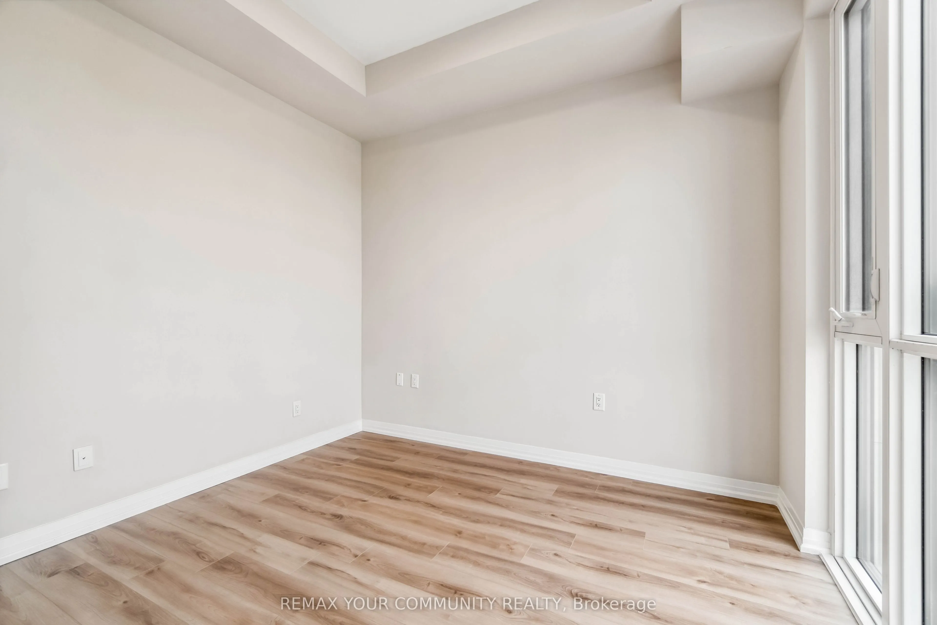 50 Herrick Avenue #Upper PH04
