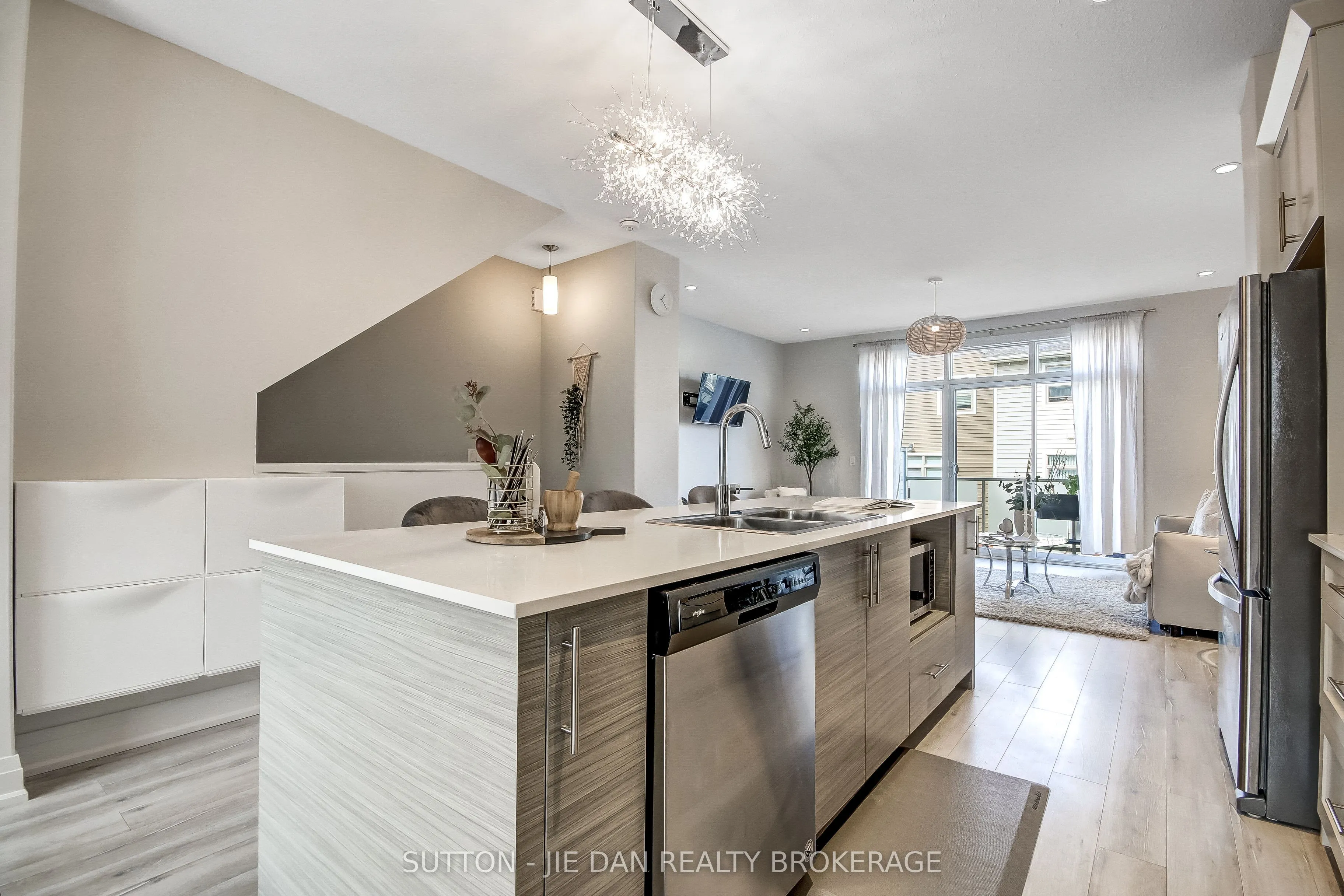 3025 SINGLETON Avenue #78