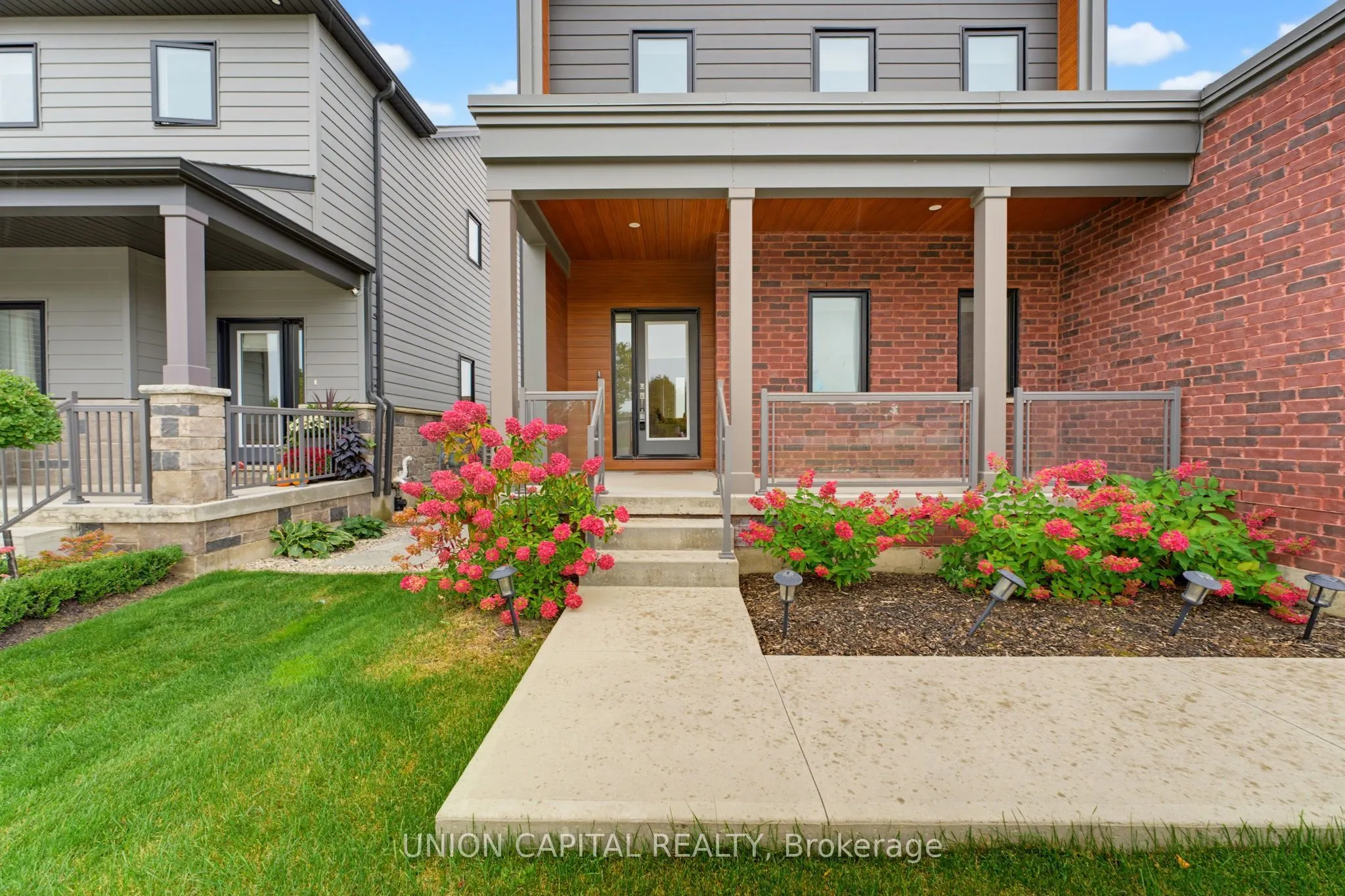 17 Totten Street