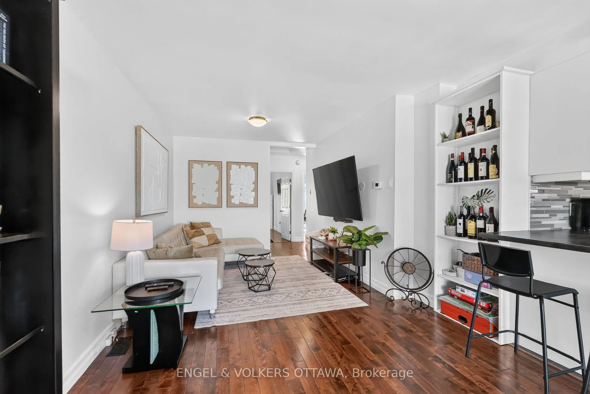 392 Fullerton Avenue