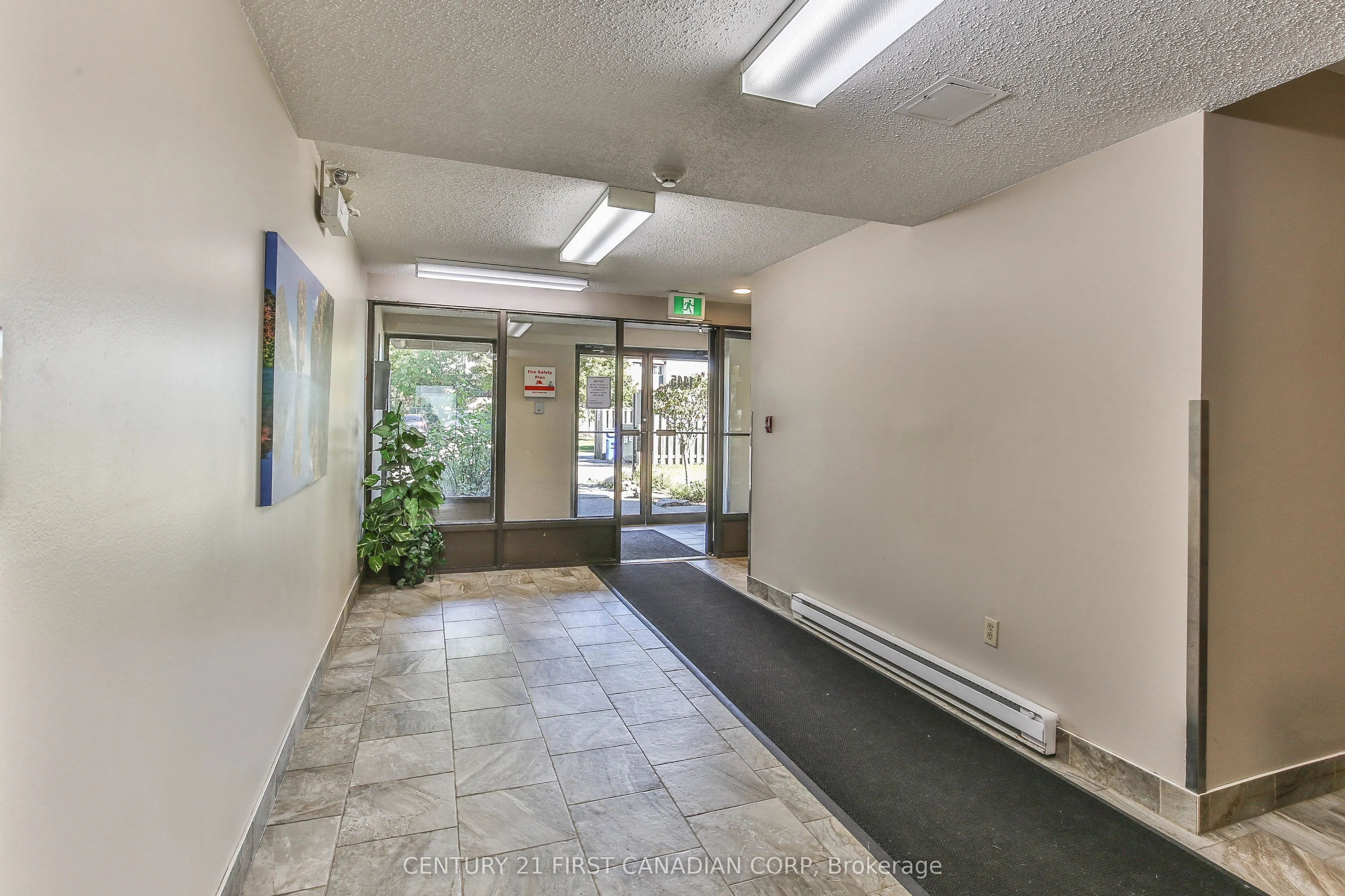 1445 Huron Street #207