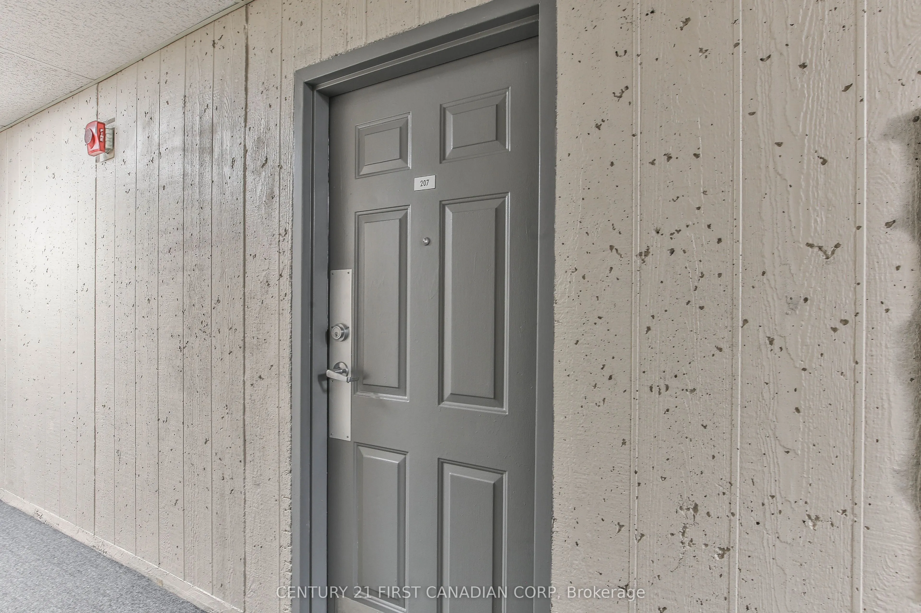 1445 Huron Street #207
