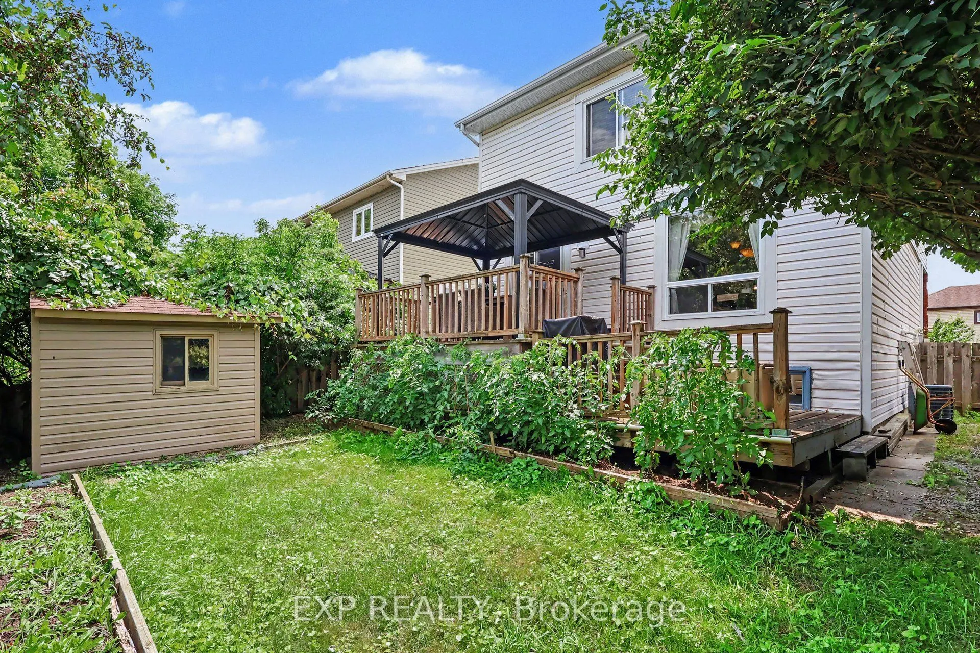 17 Huntersfield Drive