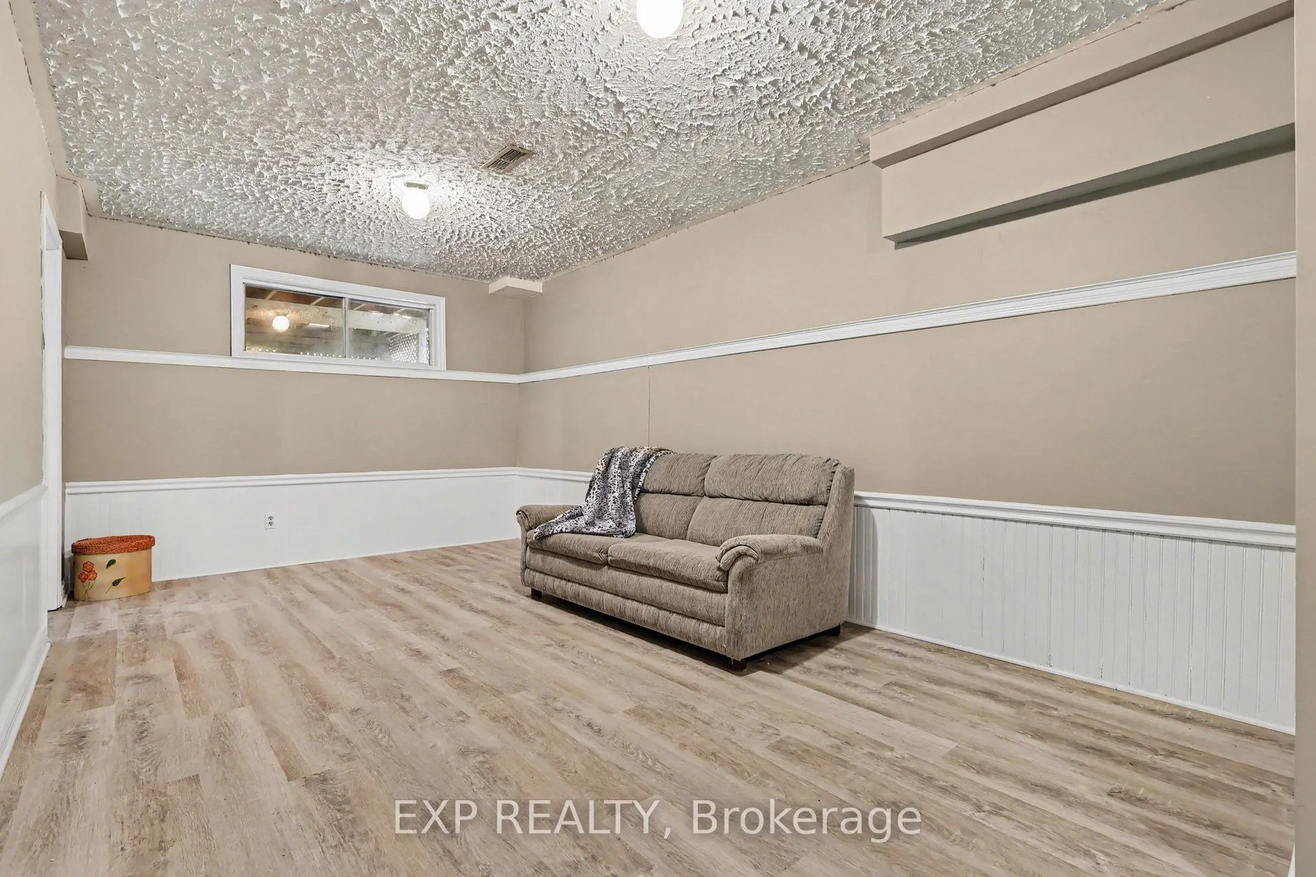 17 Huntersfield Drive