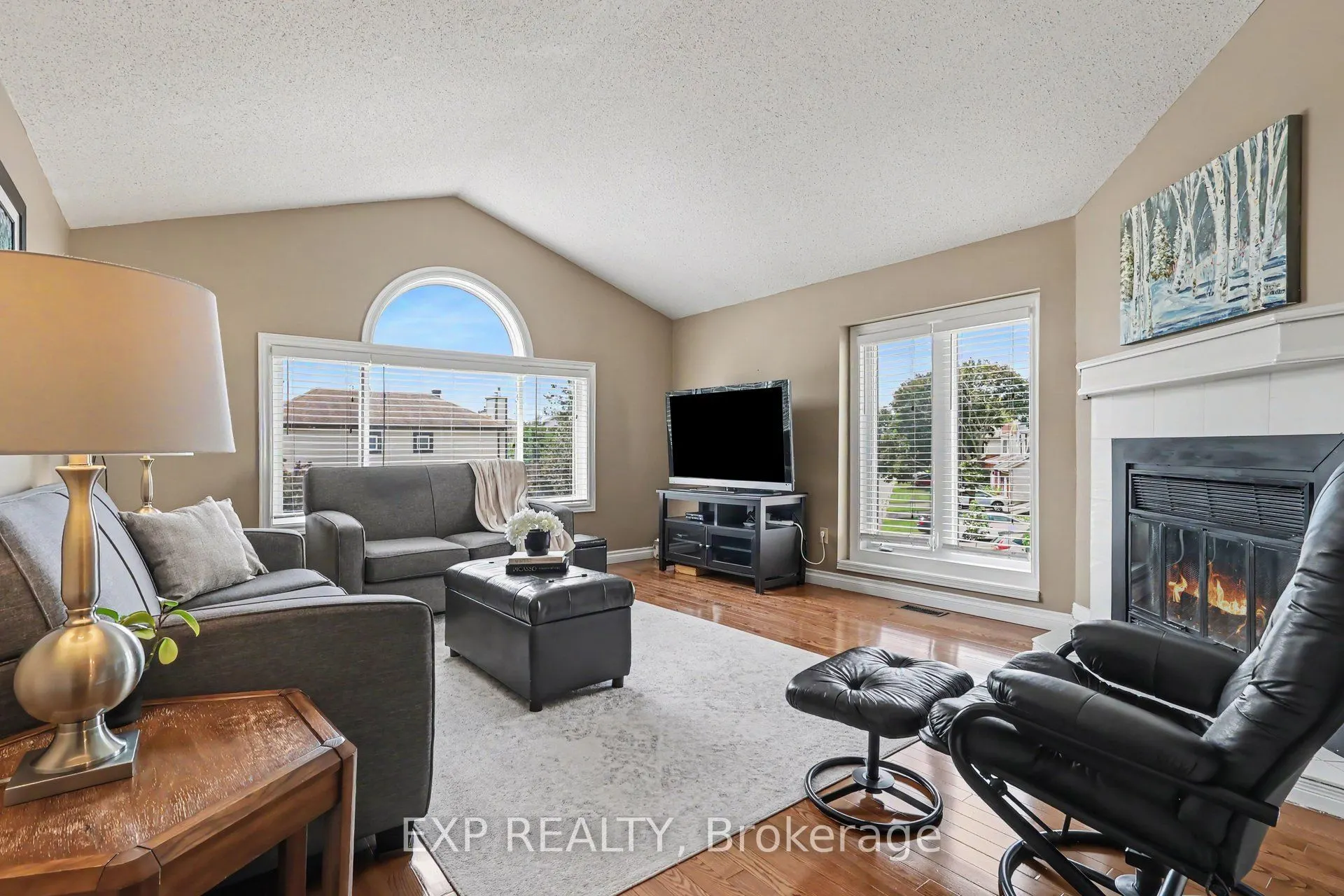 17 Huntersfield Drive