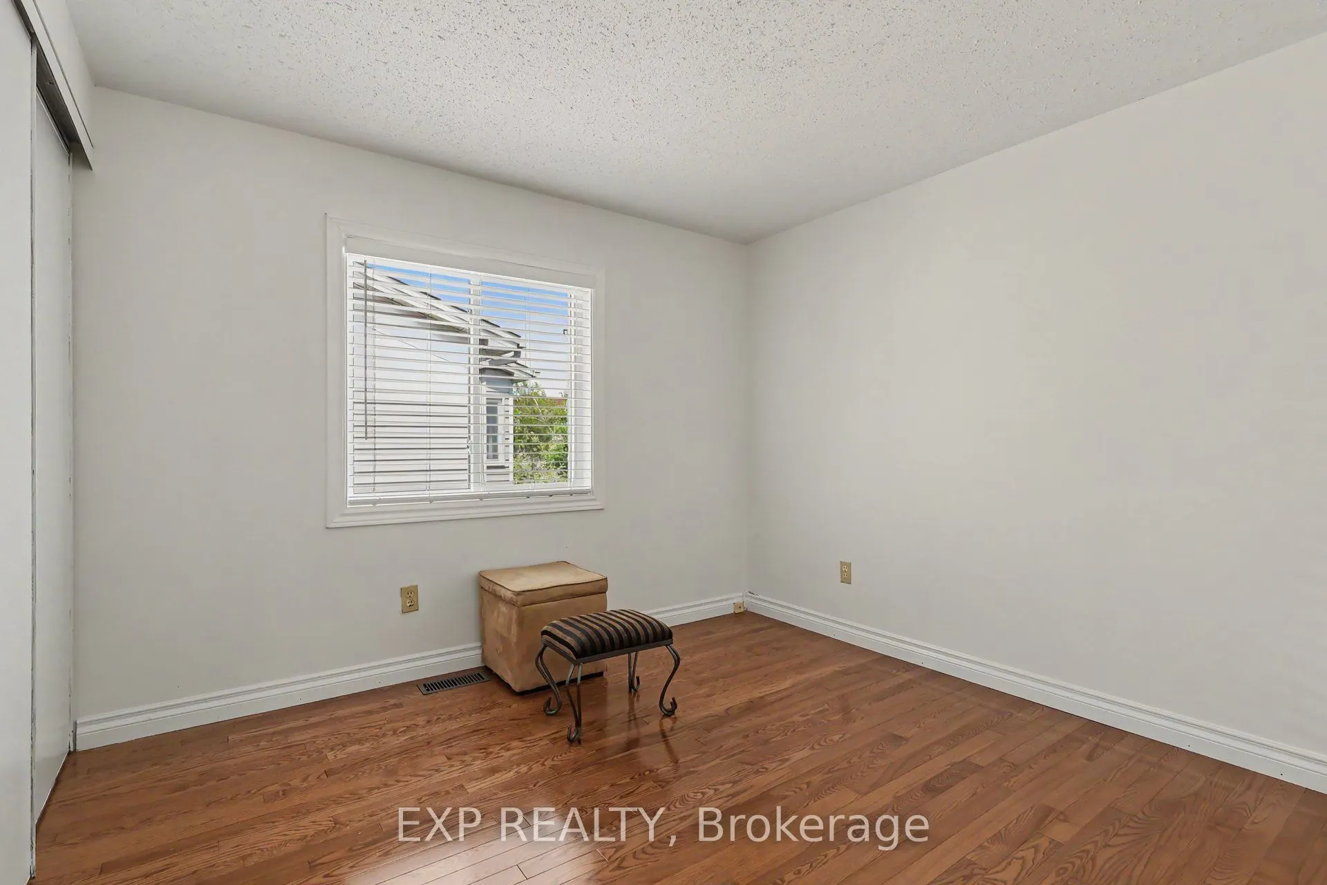 17 Huntersfield Drive