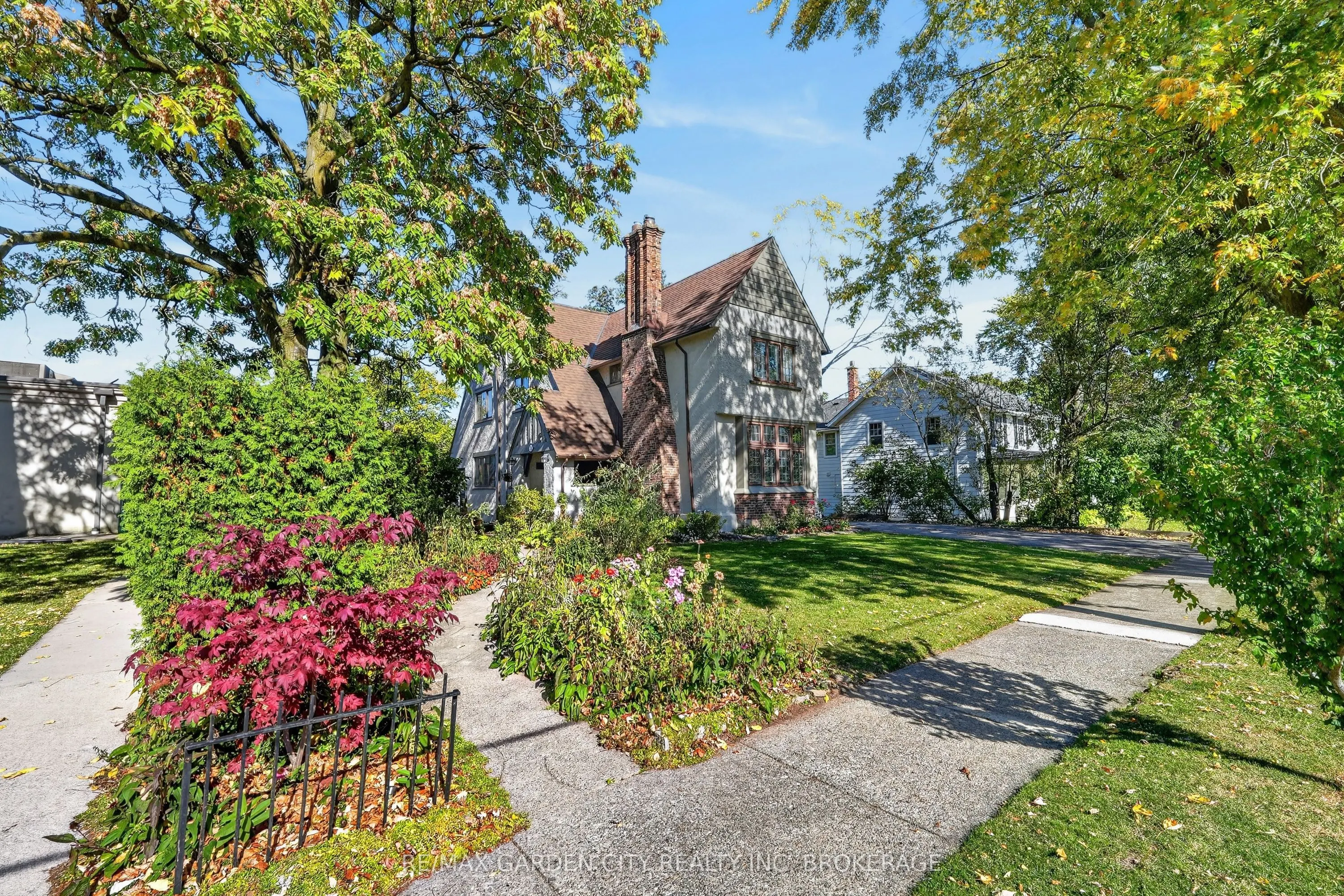 38 CLAIRMONT Street