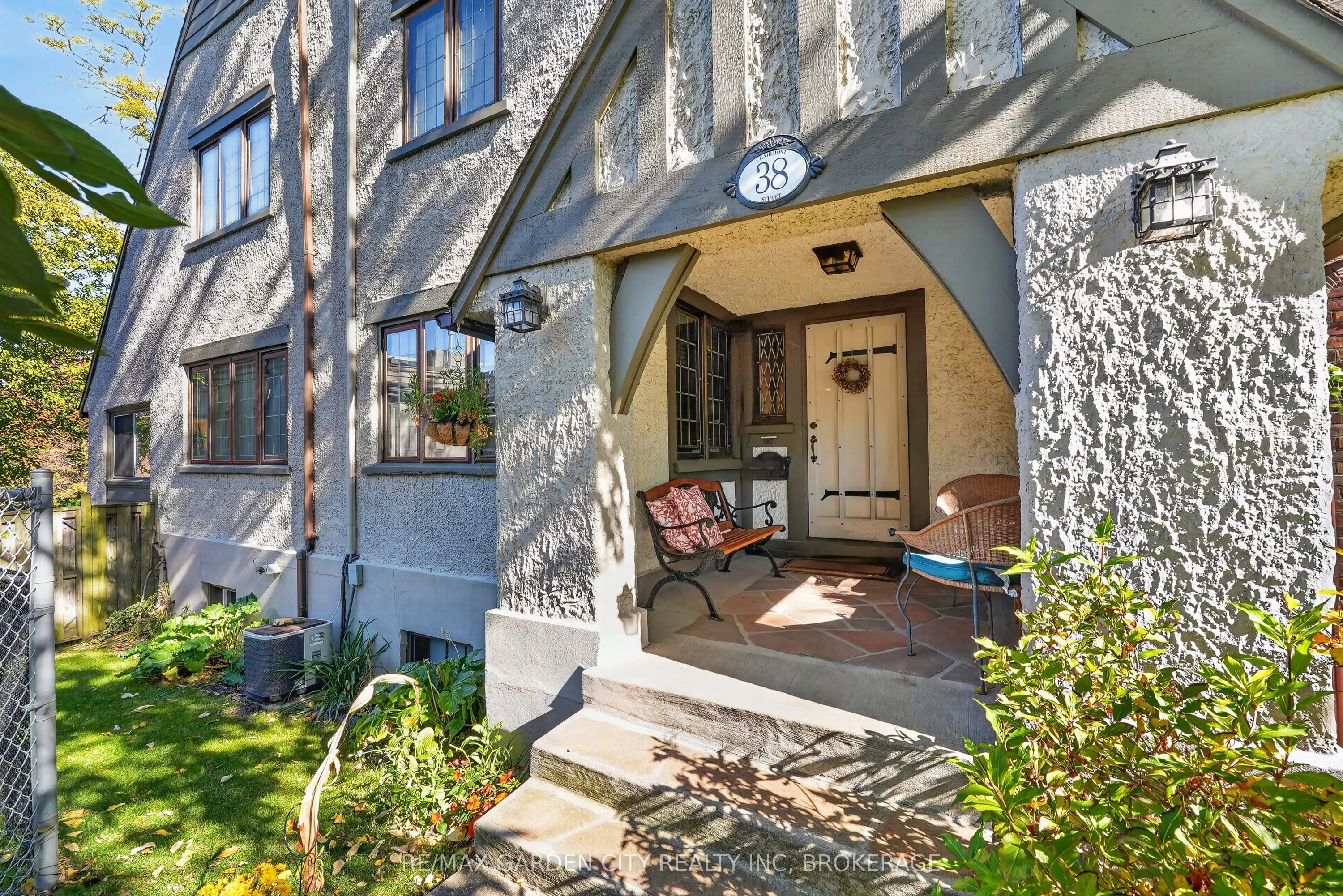 38 CLAIRMONT Street