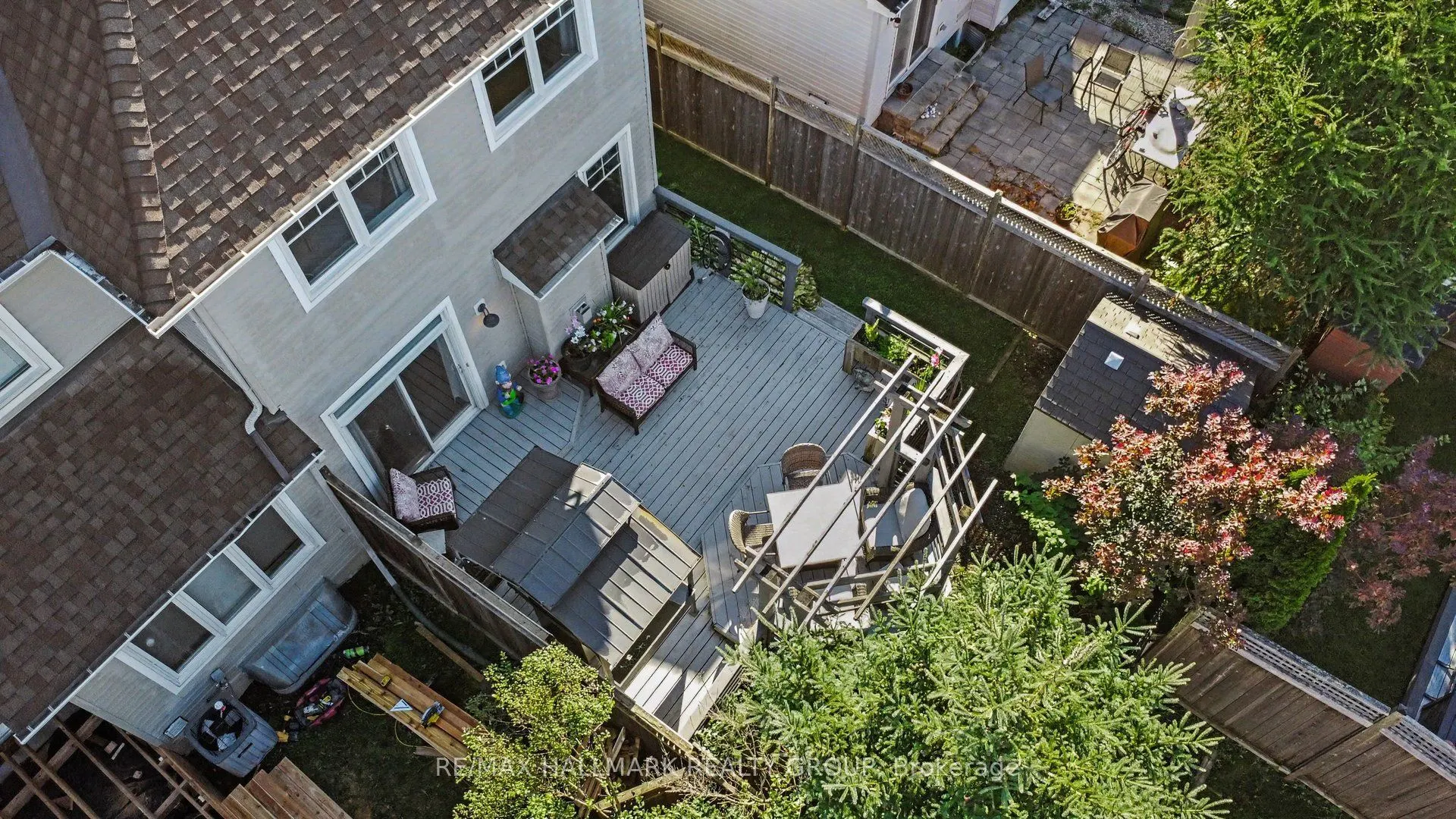 768 WHITE ALDER Avenue