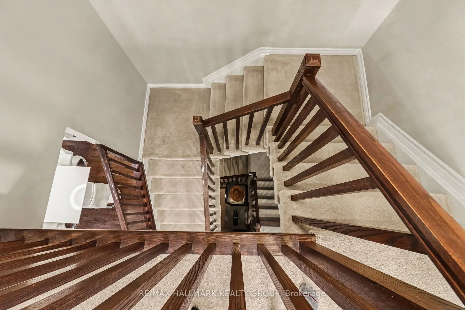 768 WHITE ALDER Avenue