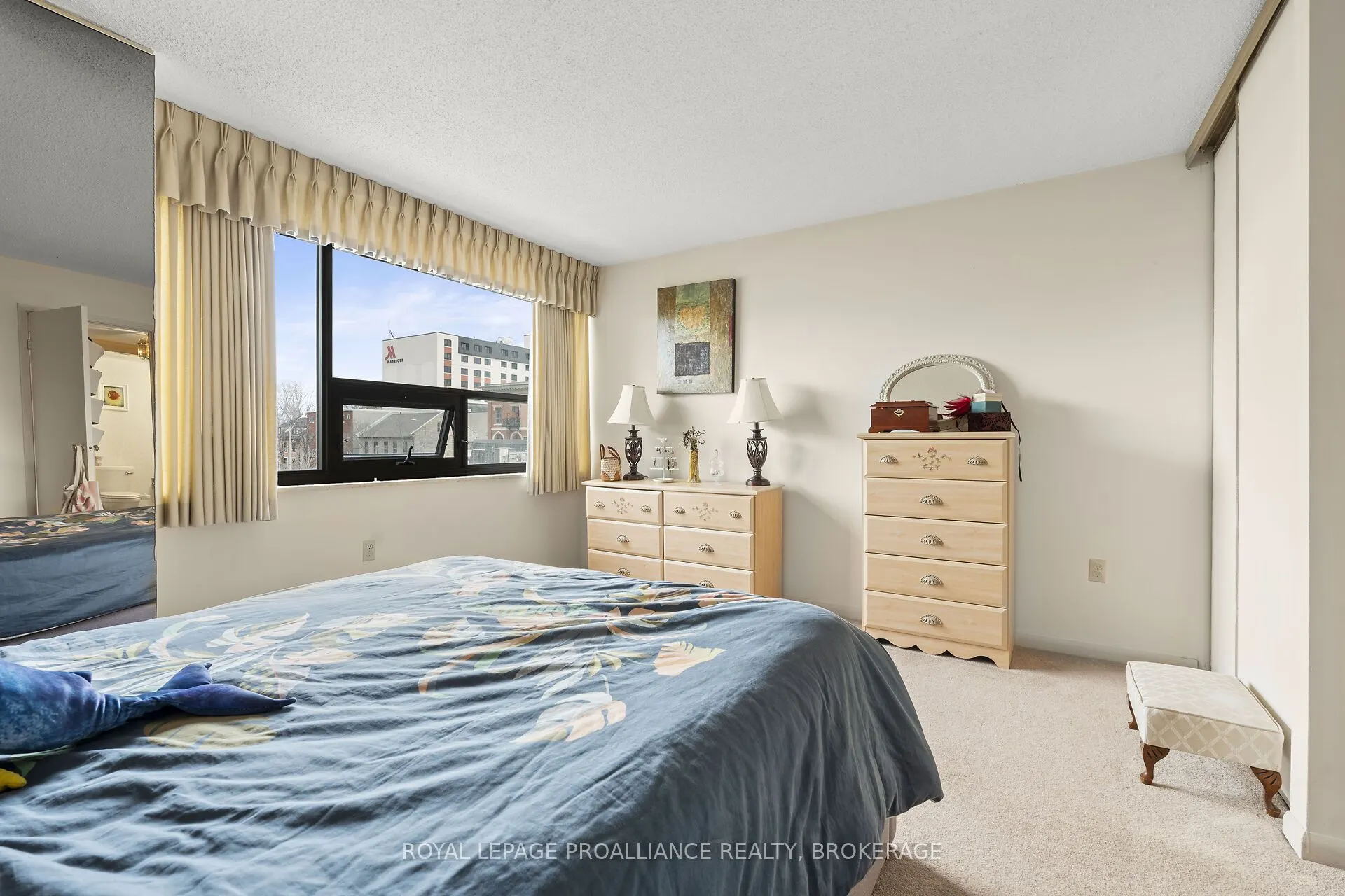 165 Ontario Street #309