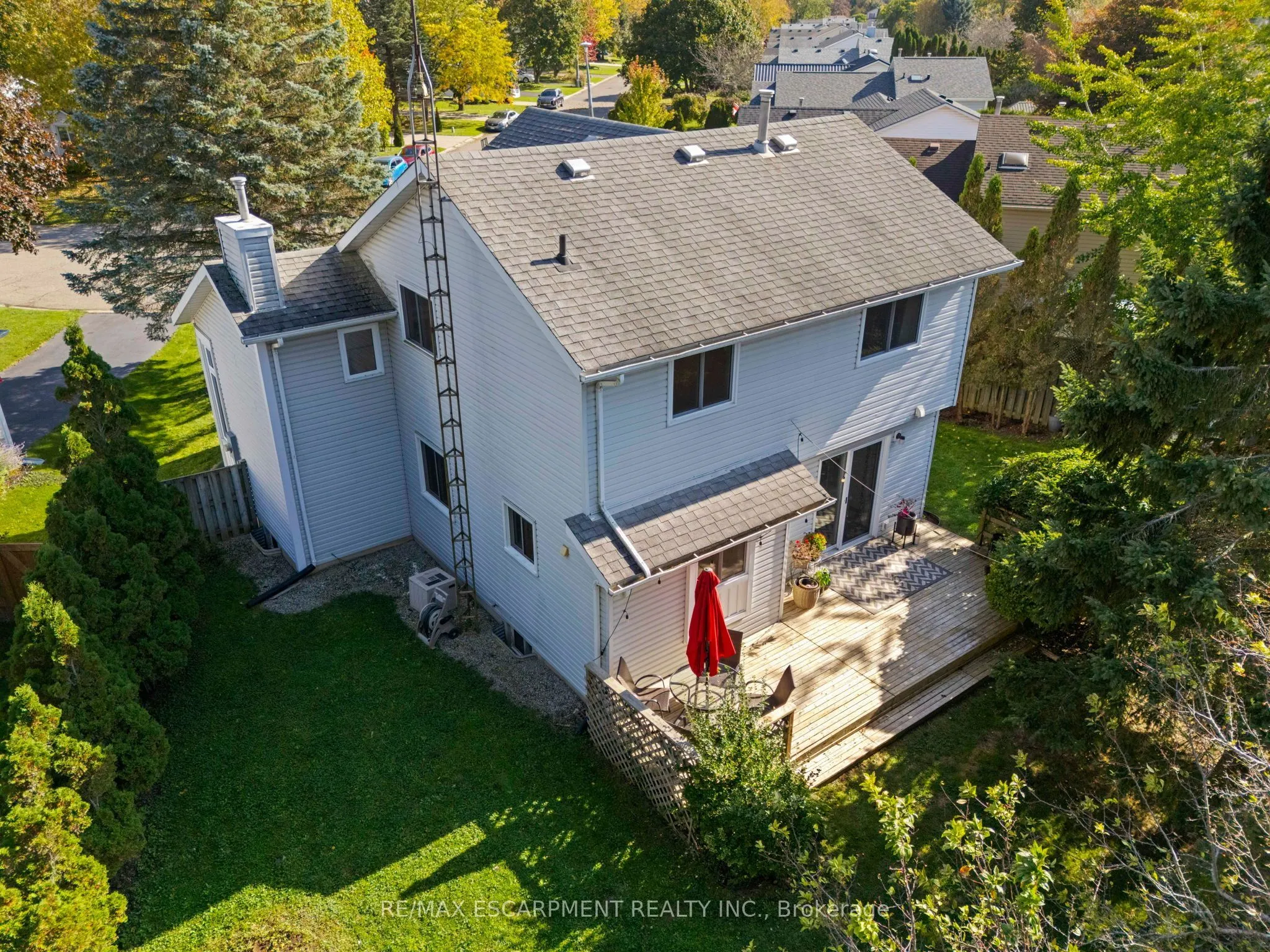 29 Leslie Avenue