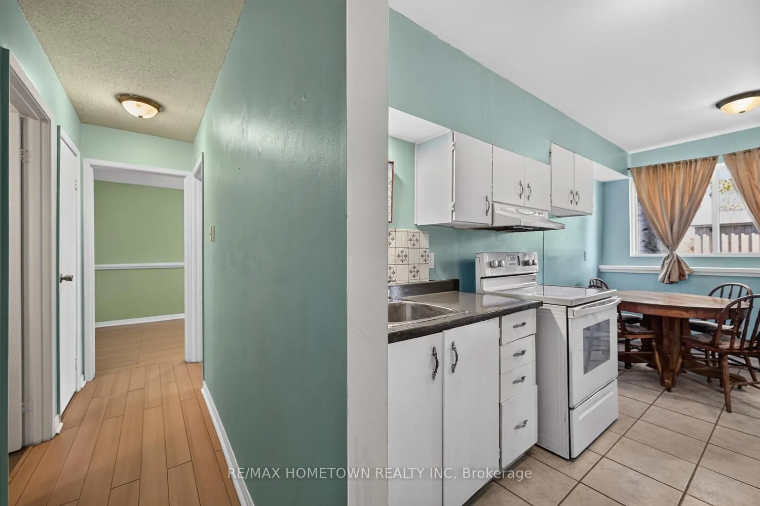 323 Main Street W #105