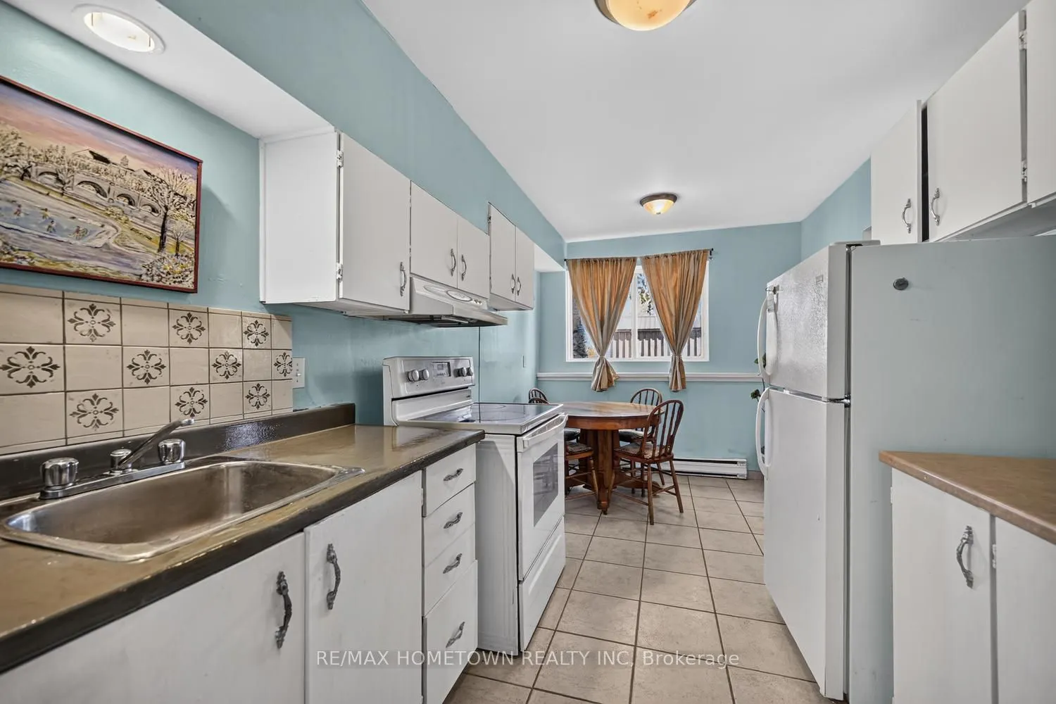 323 Main Street W #105