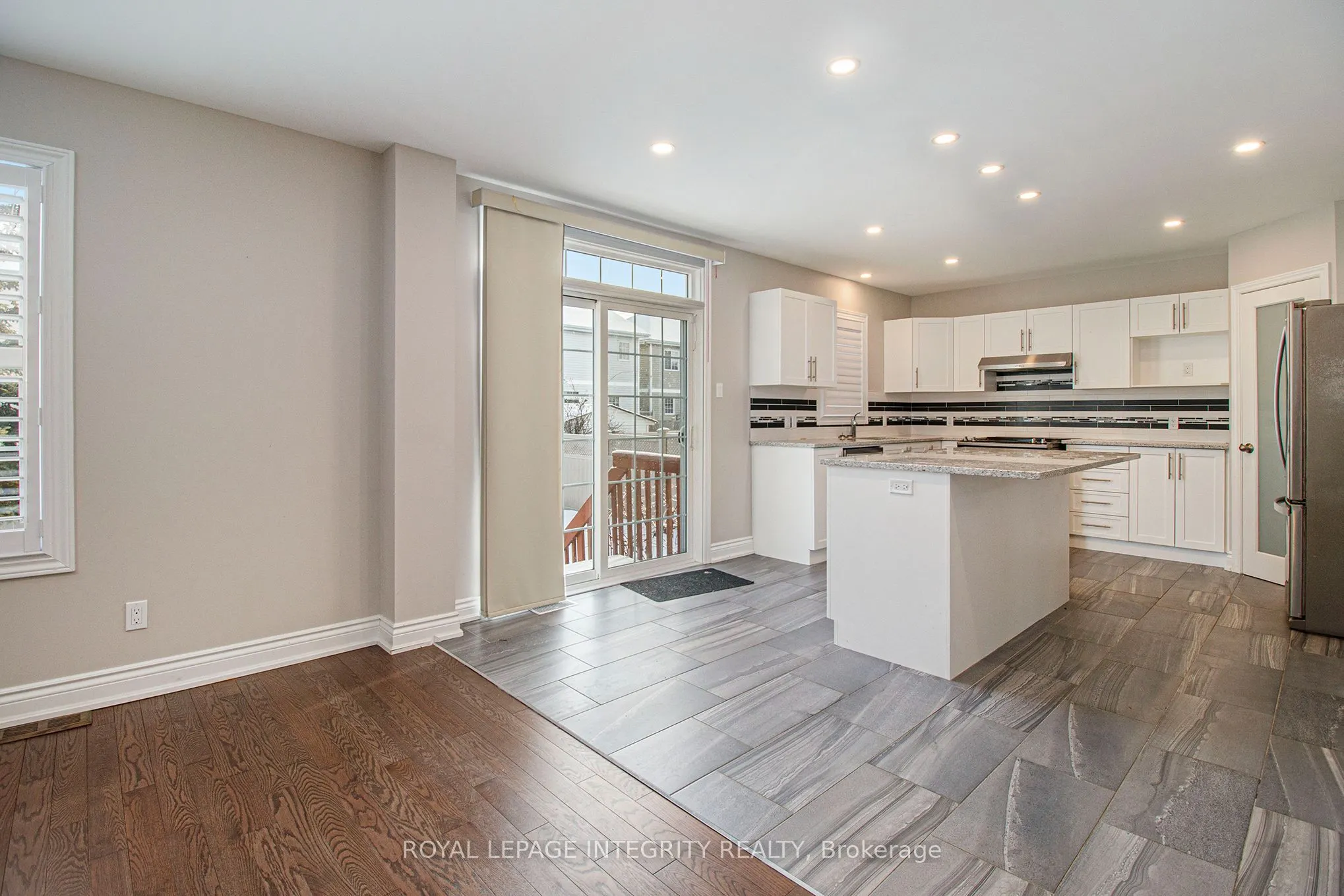 411 Deer View Avenue