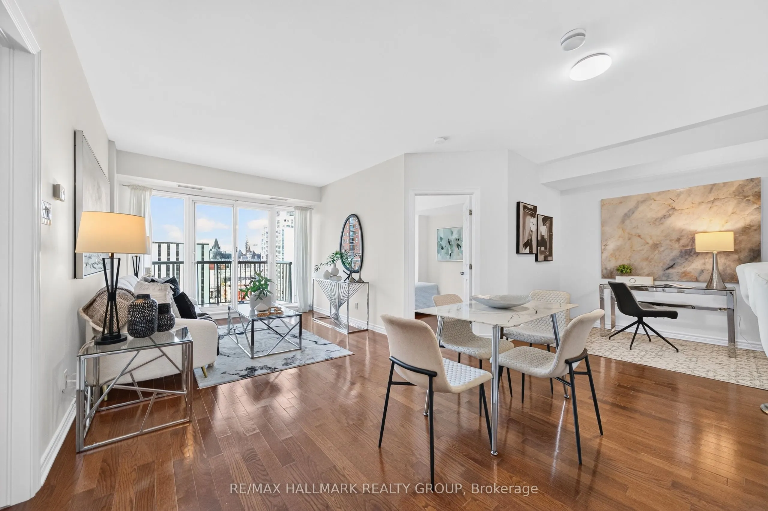 200 Rideau Street #1405