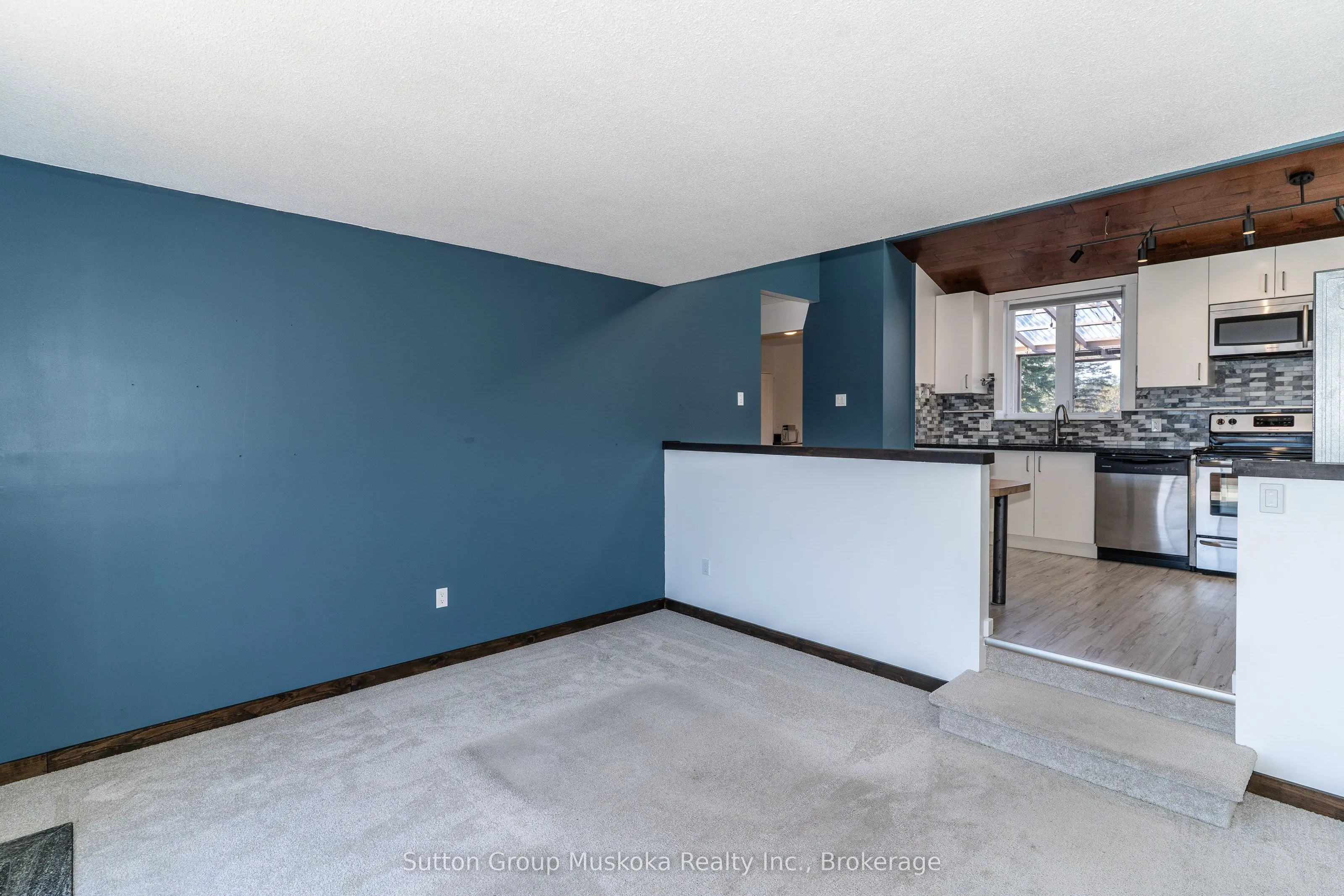 105 Fitzgerald Drive