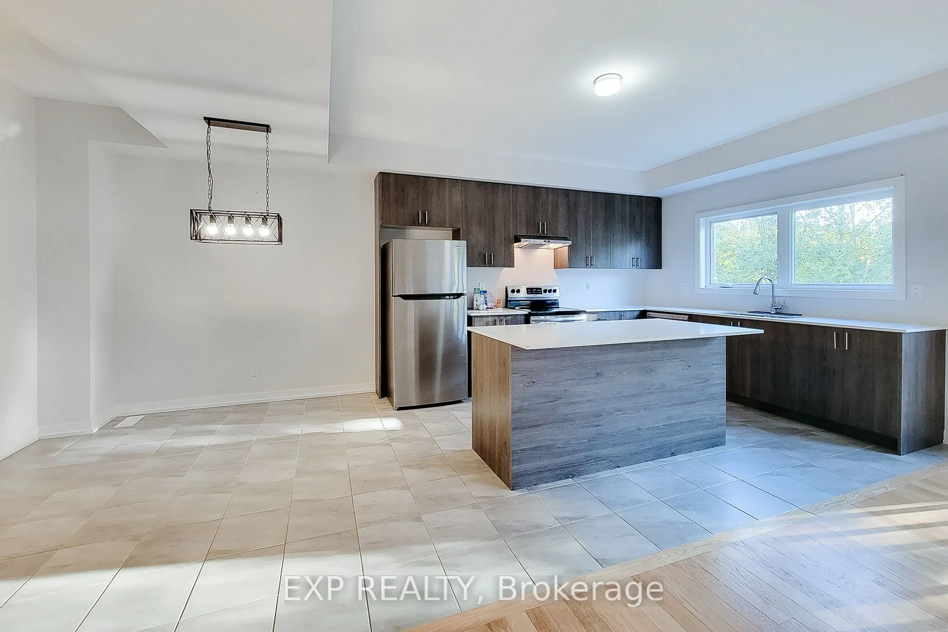 18 Trailside Drive