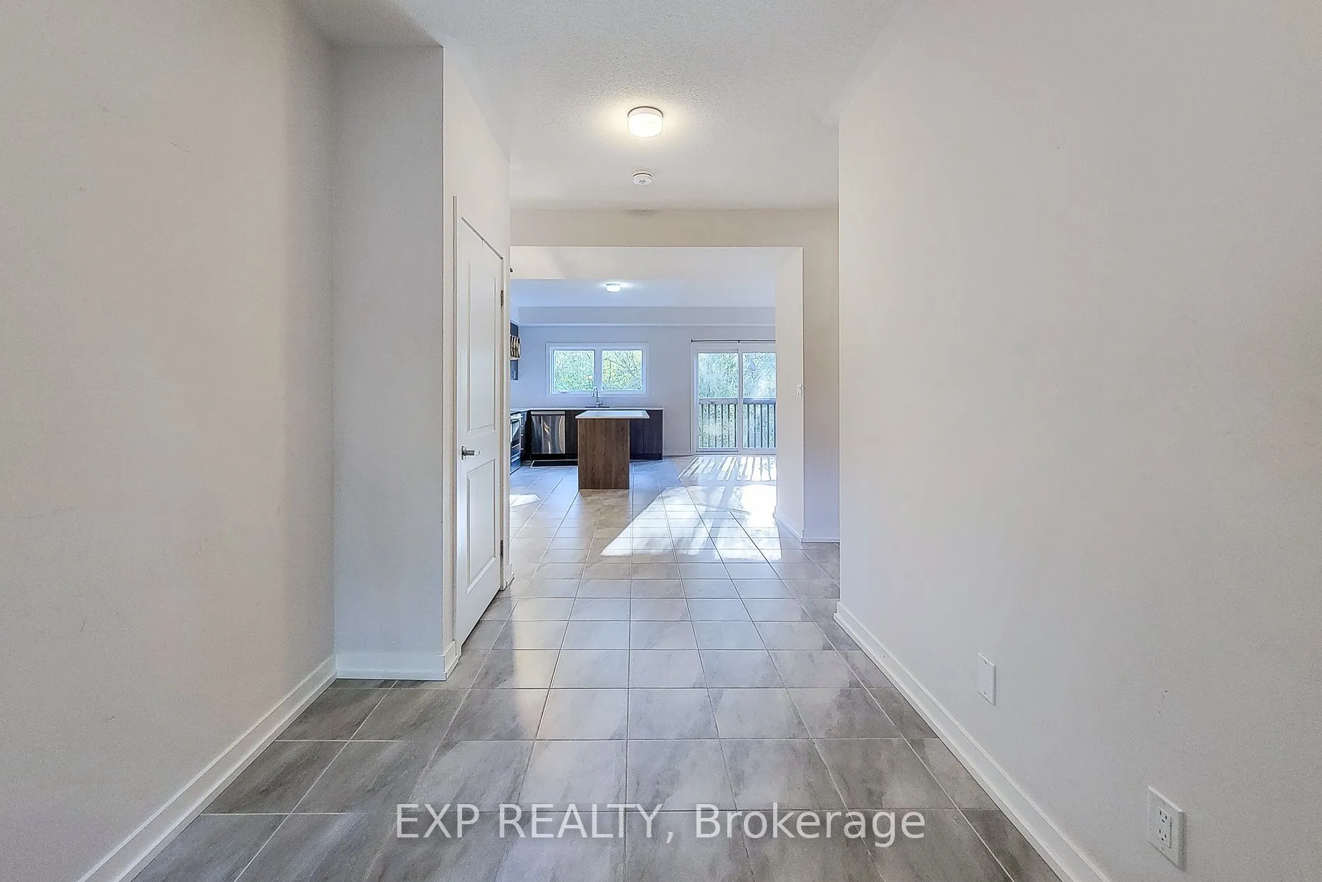 18 Trailside Drive