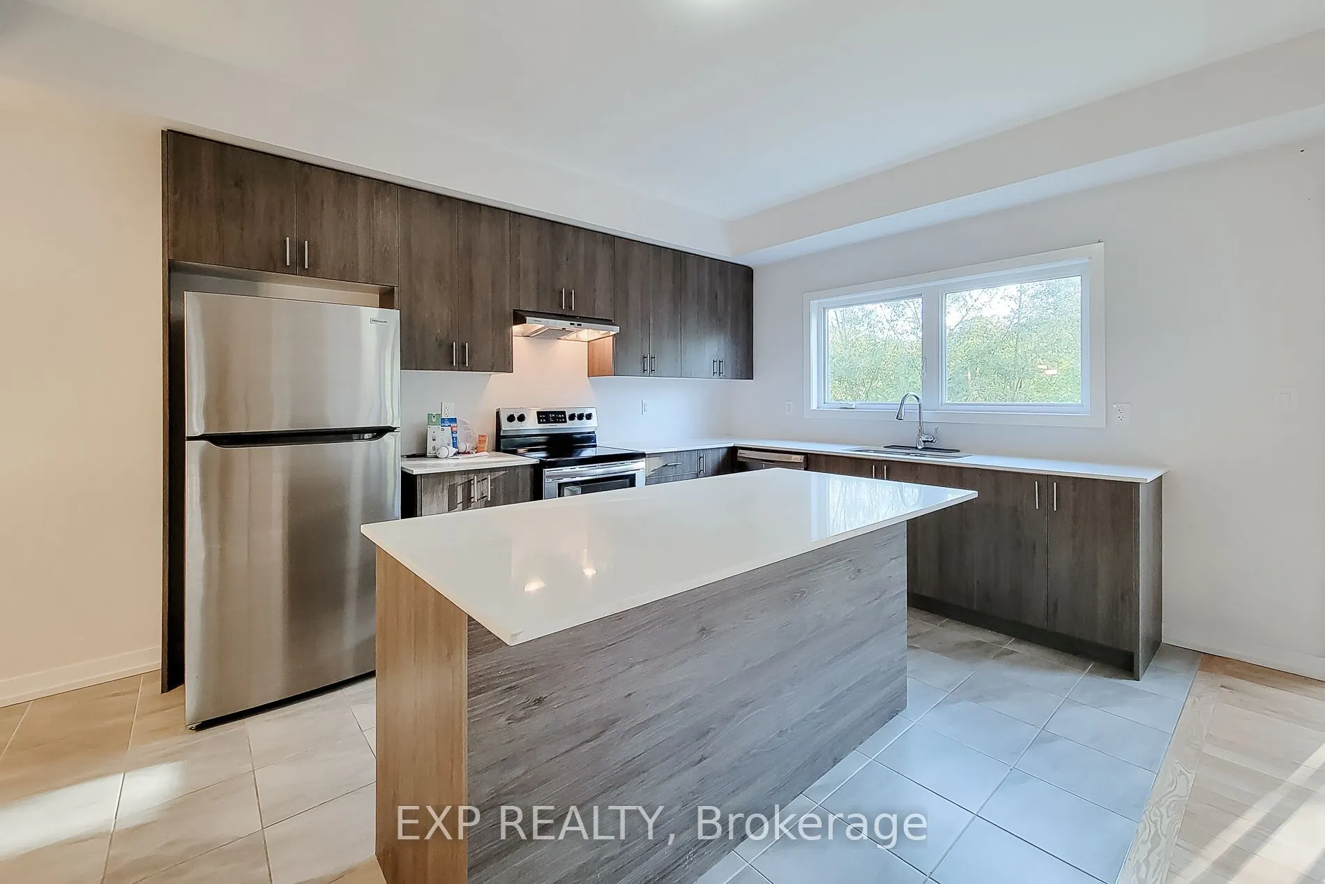 18 Trailside Drive