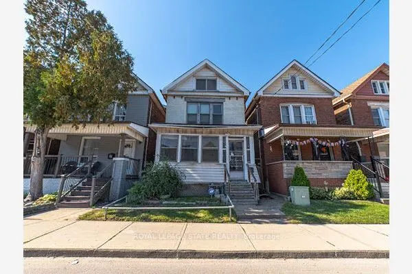 35 Sherman Avenue N