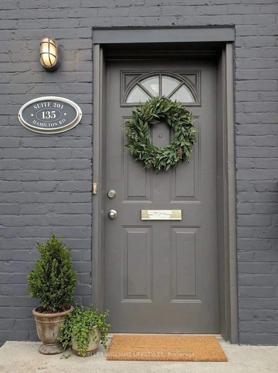 135 Hamilton Road