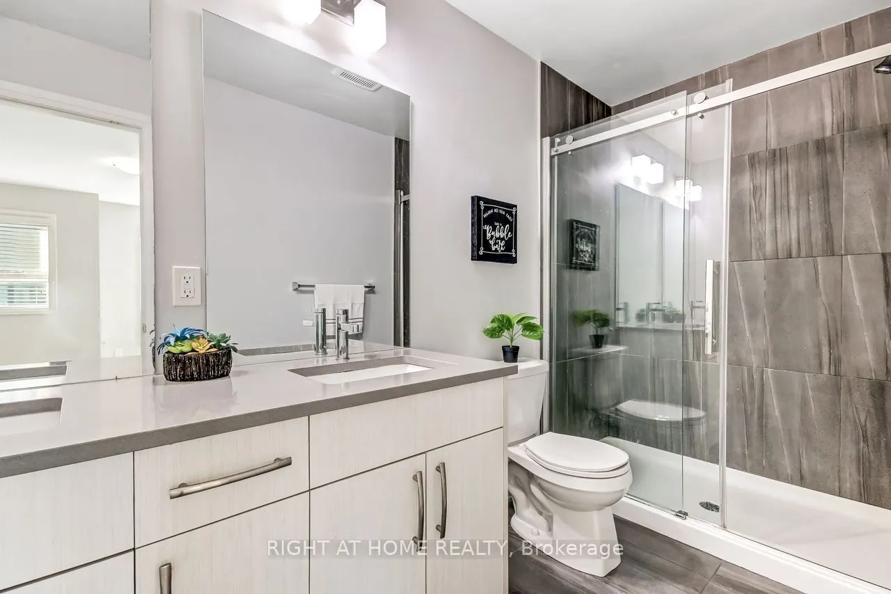 819 Kleinburg Drive #4
