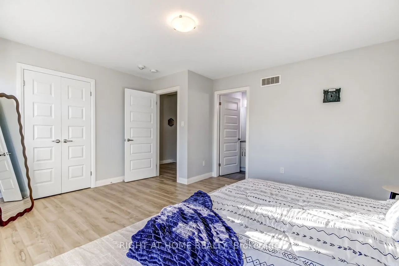 819 Kleinburg Drive #4