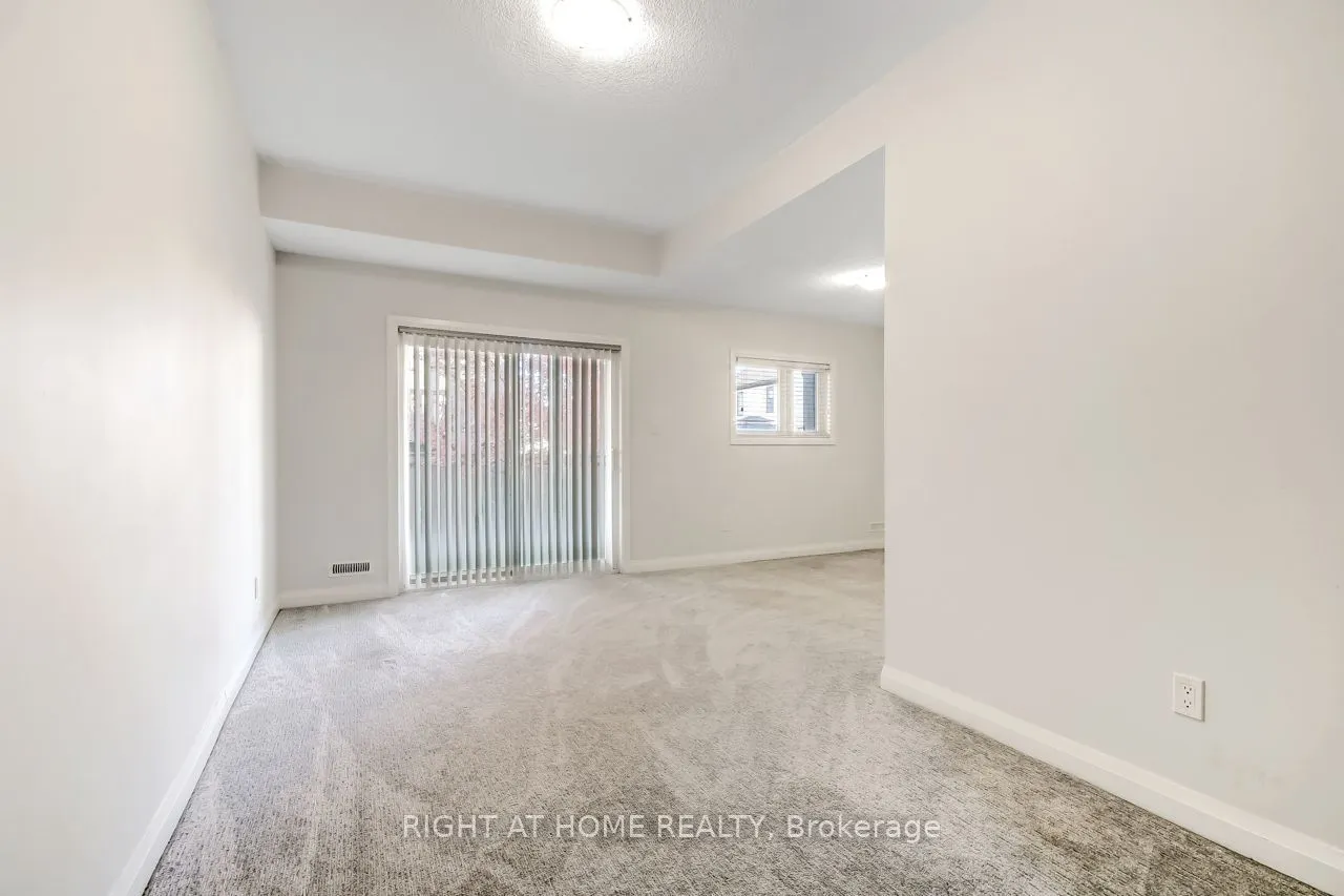 819 Kleinburg Drive #4