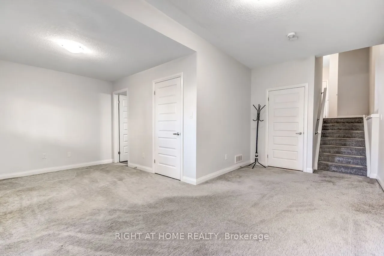 819 Kleinburg Drive #4