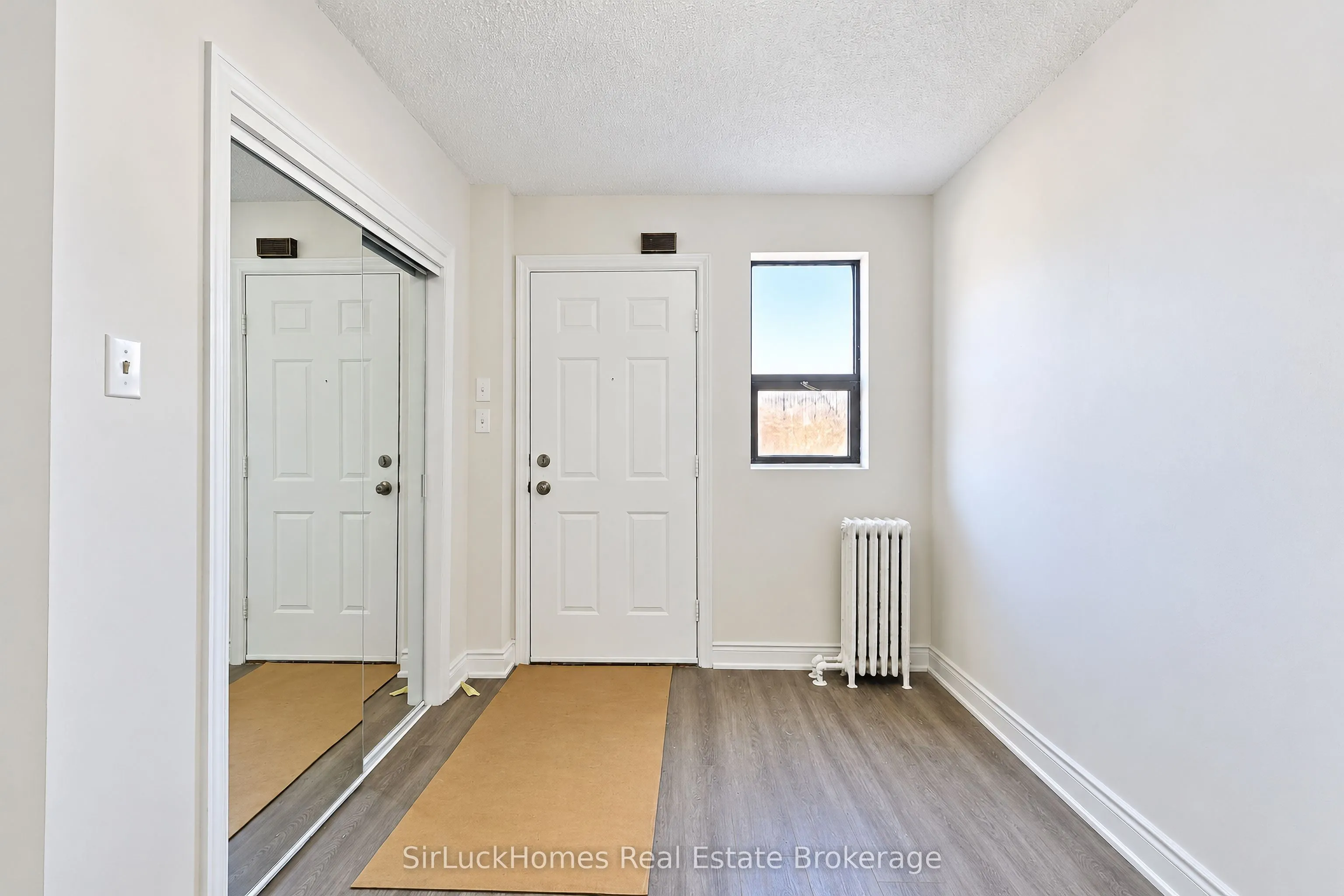 1241 Main Street E #1