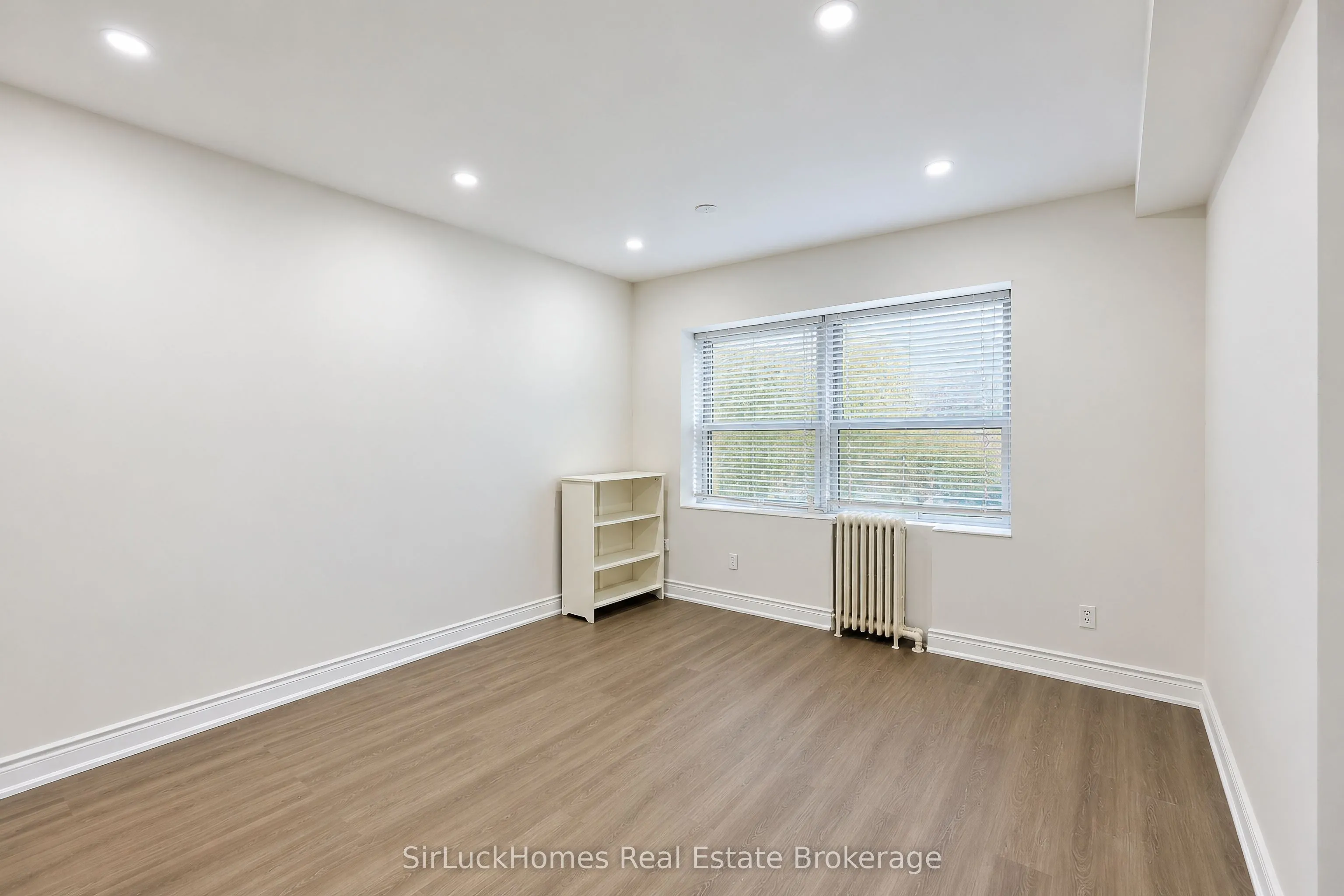 1241 Main Street E #1